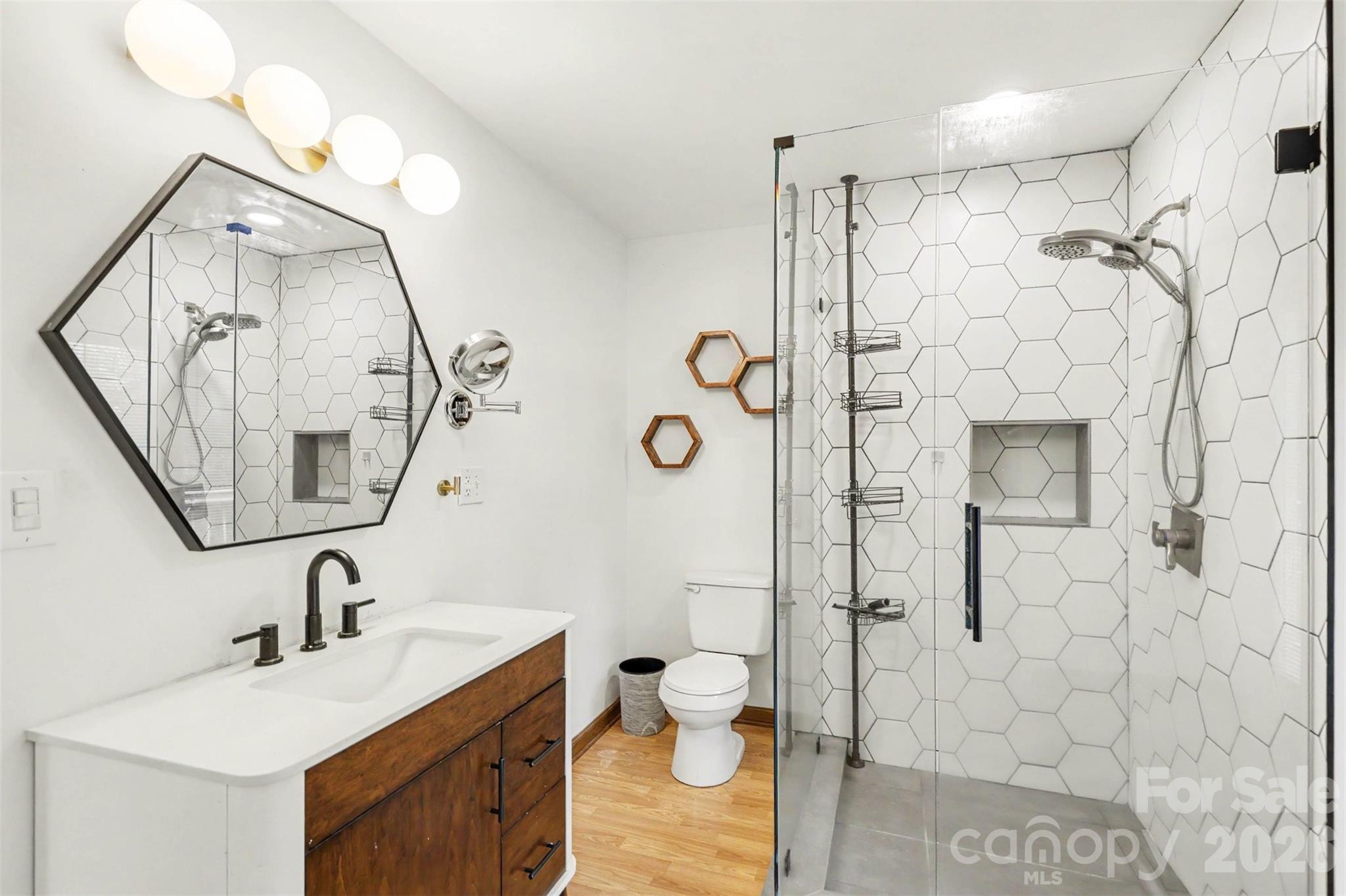 3608 Cowboy Lane — Charlotte