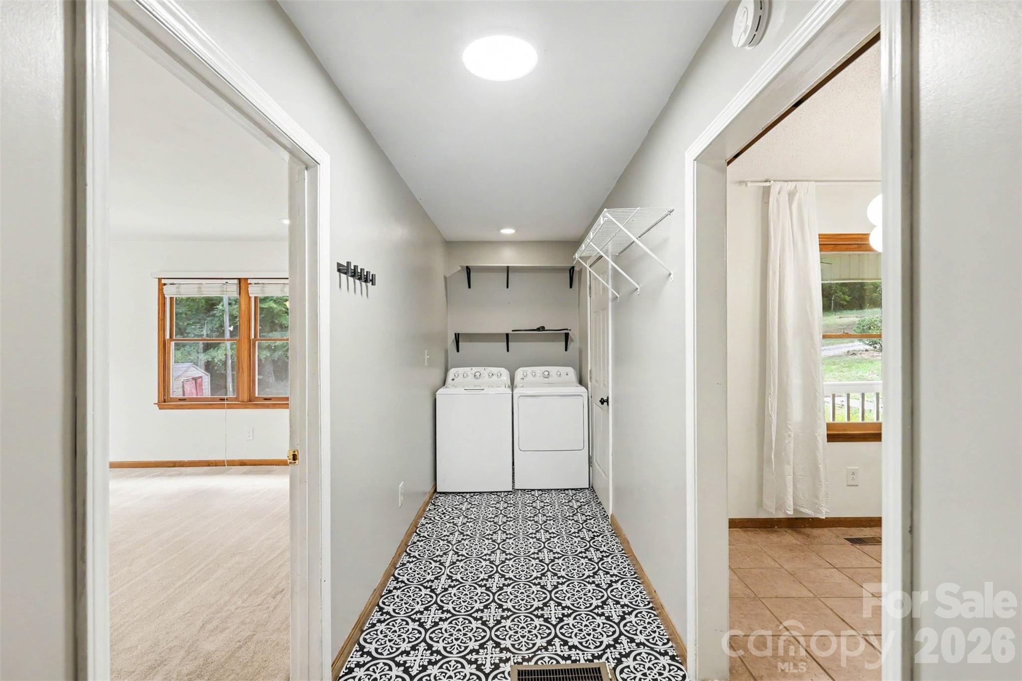 3608 Cowboy Lane — Charlotte