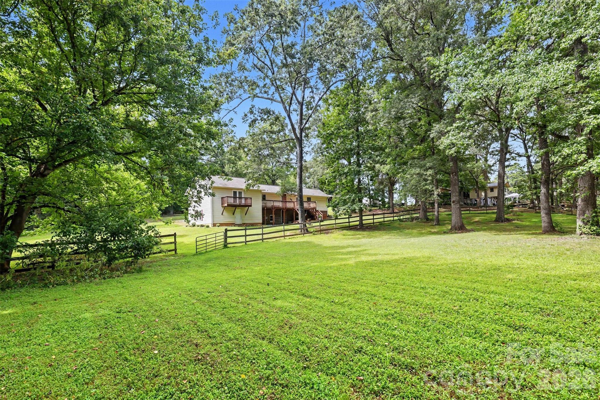3608 Cowboy Lane — Charlotte