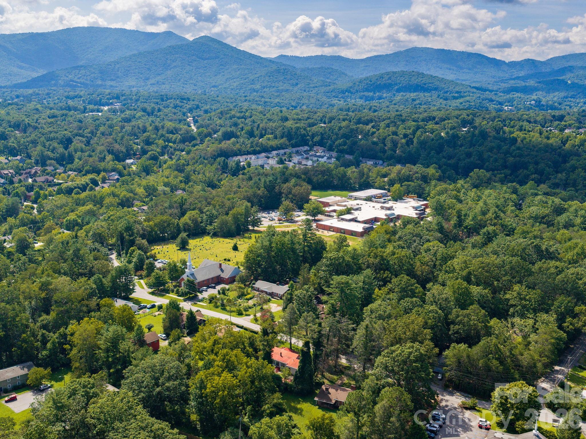 304 Old Haw Creek Road — Asheville