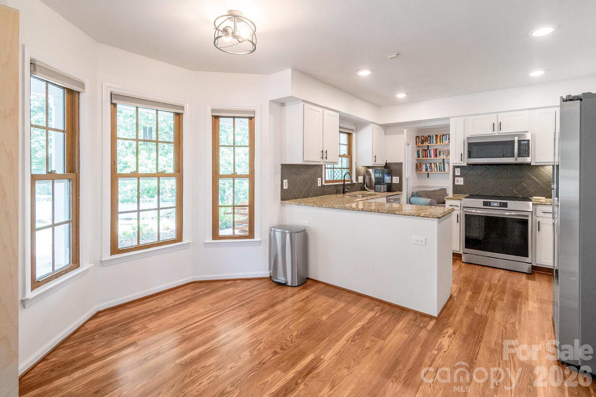12328 Sandringham Place — Charlotte