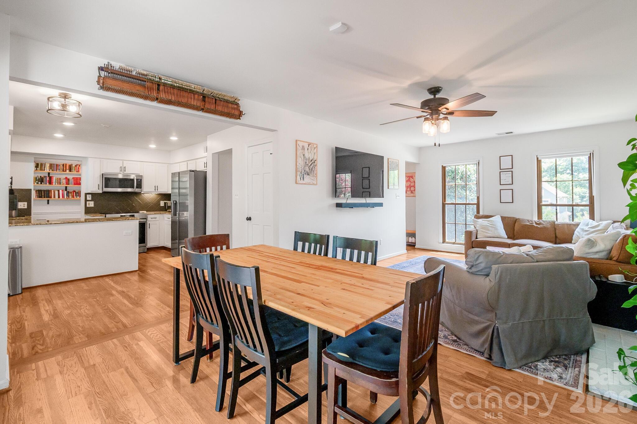 12328 Sandringham Place — Charlotte