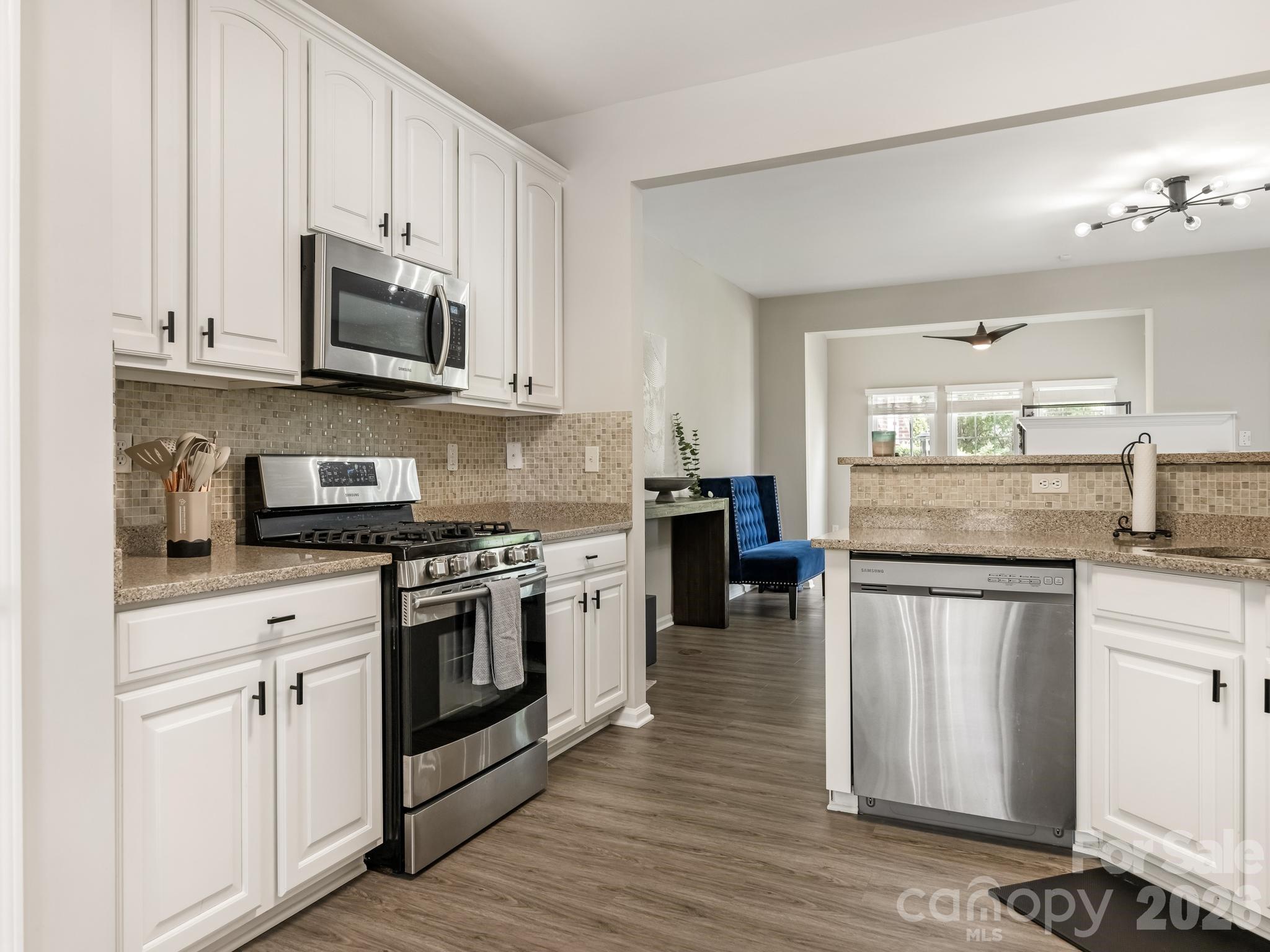 14558 Greenpoint Lane — Huntersville