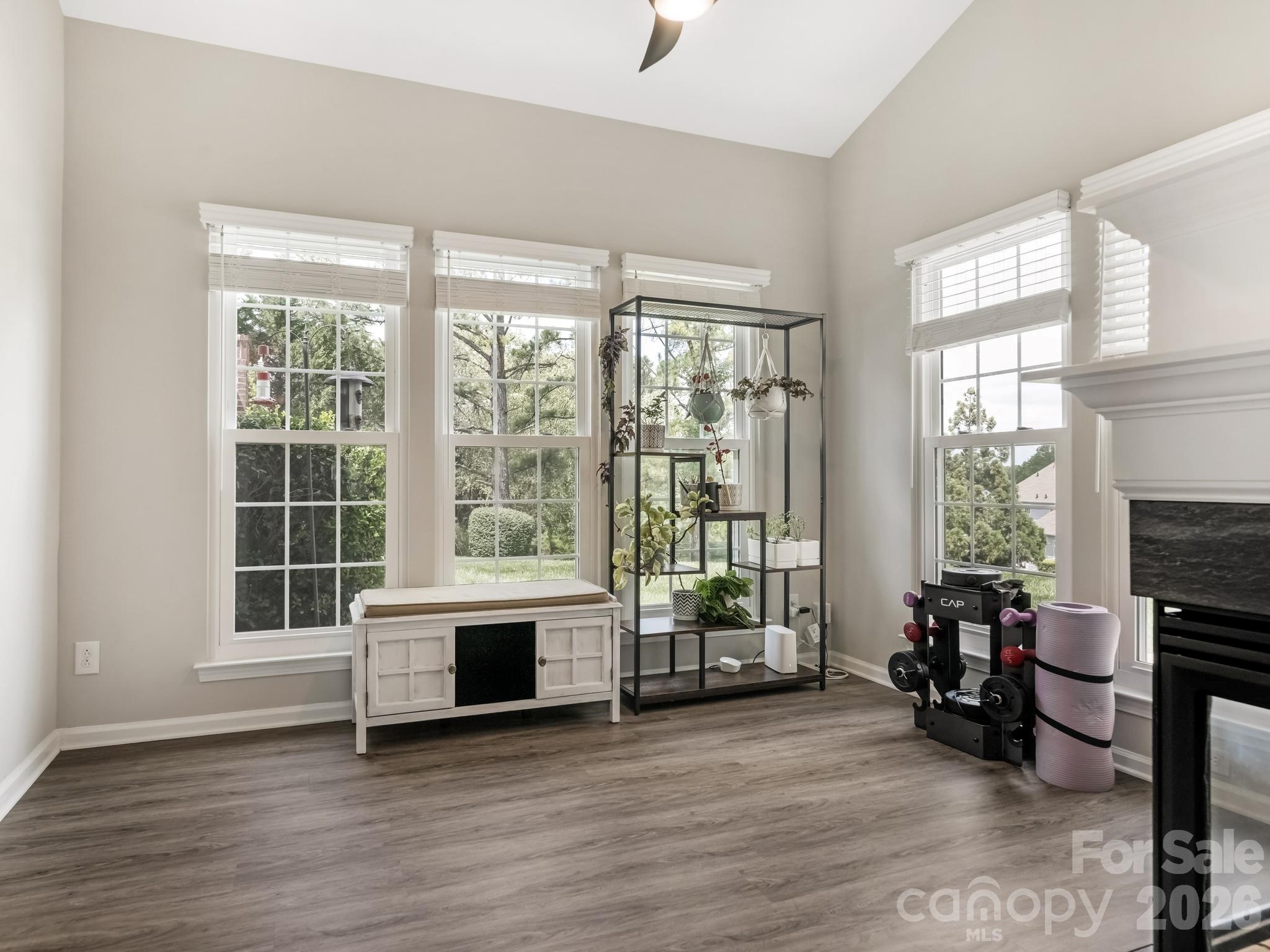 14558 Greenpoint Lane — Huntersville