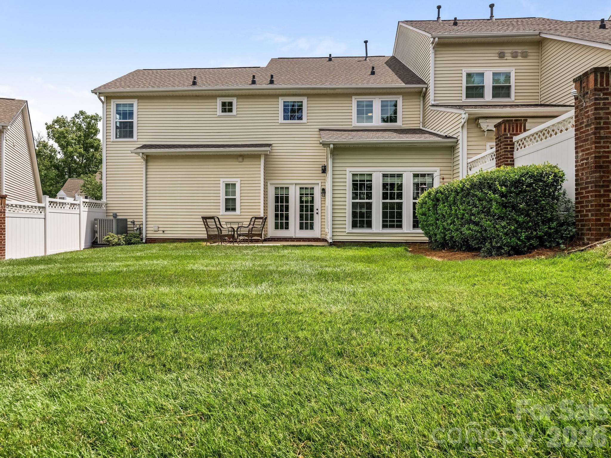 14558 Greenpoint Lane — Huntersville