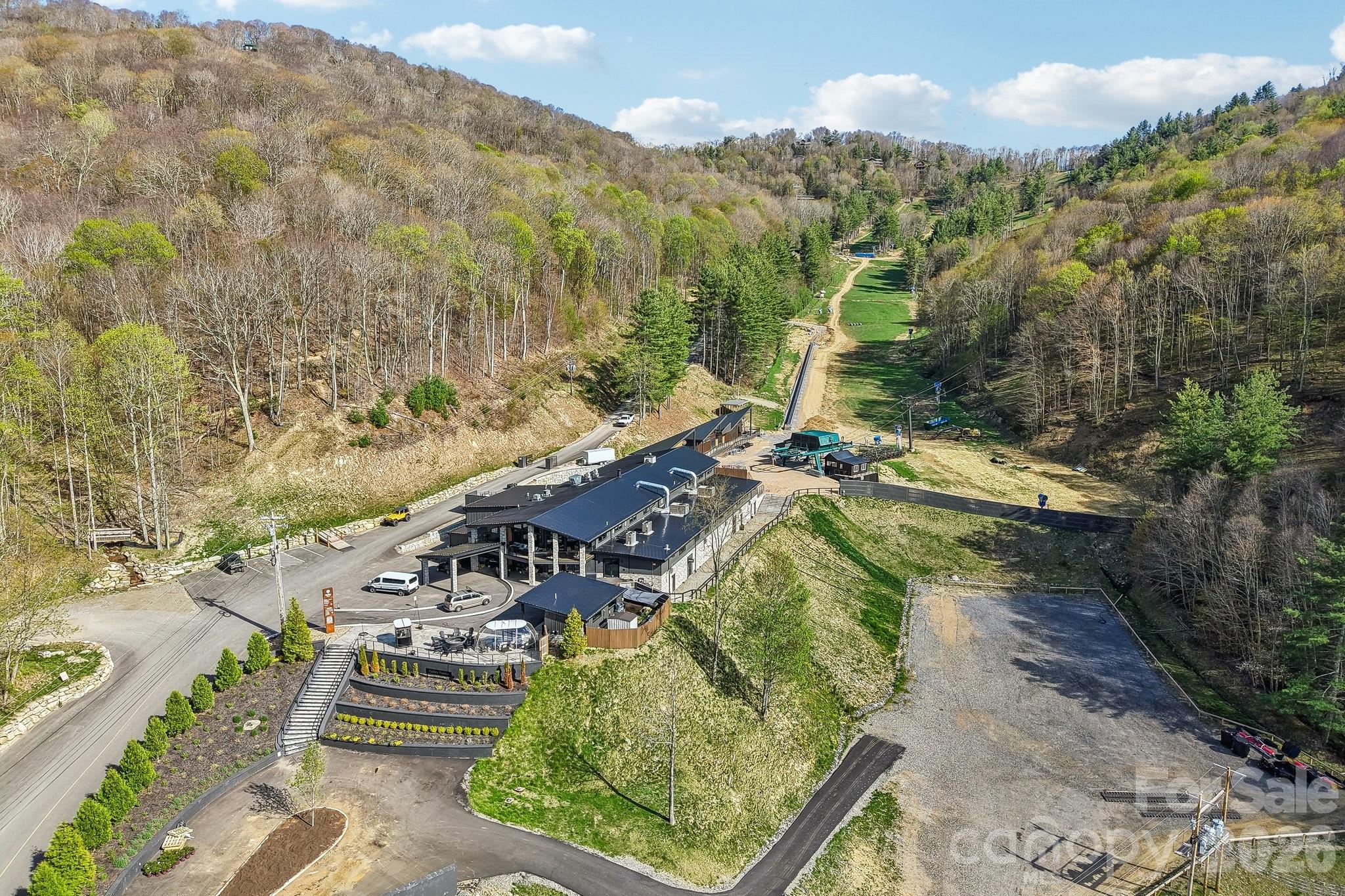 156 Cottage Lane #13 — Mars Hill