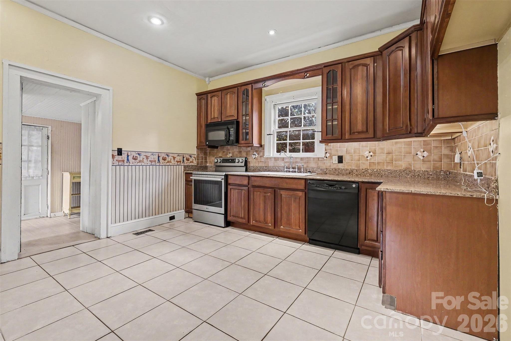 75 Cabarrus Avenue — Concord