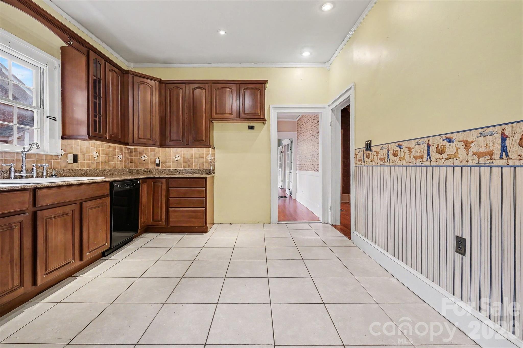 75 Cabarrus Avenue — Concord