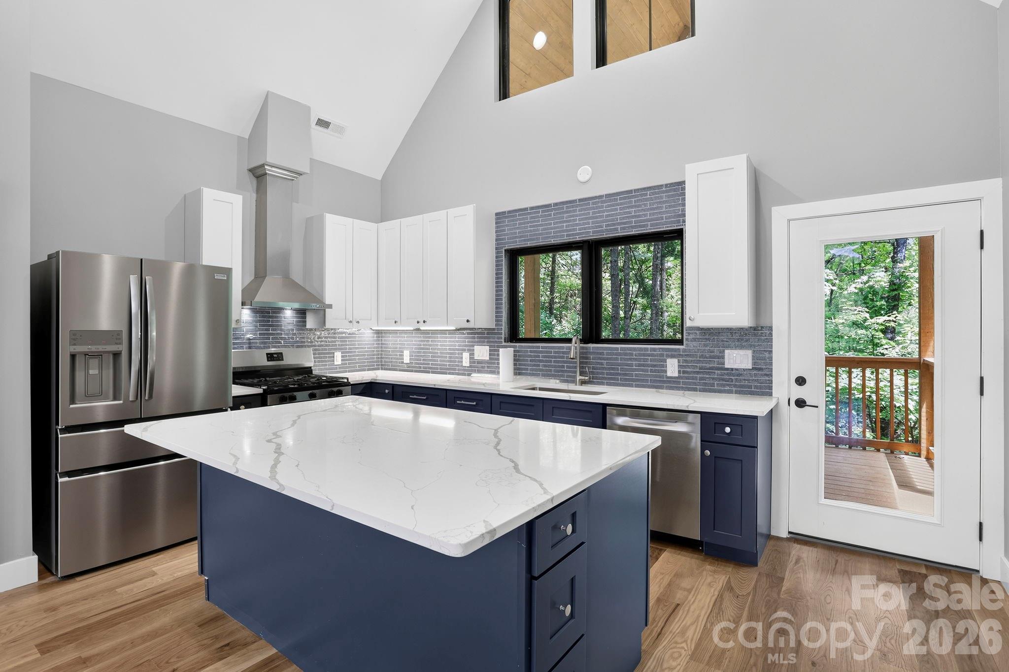 338 Hawks Terrace — Lake Lure