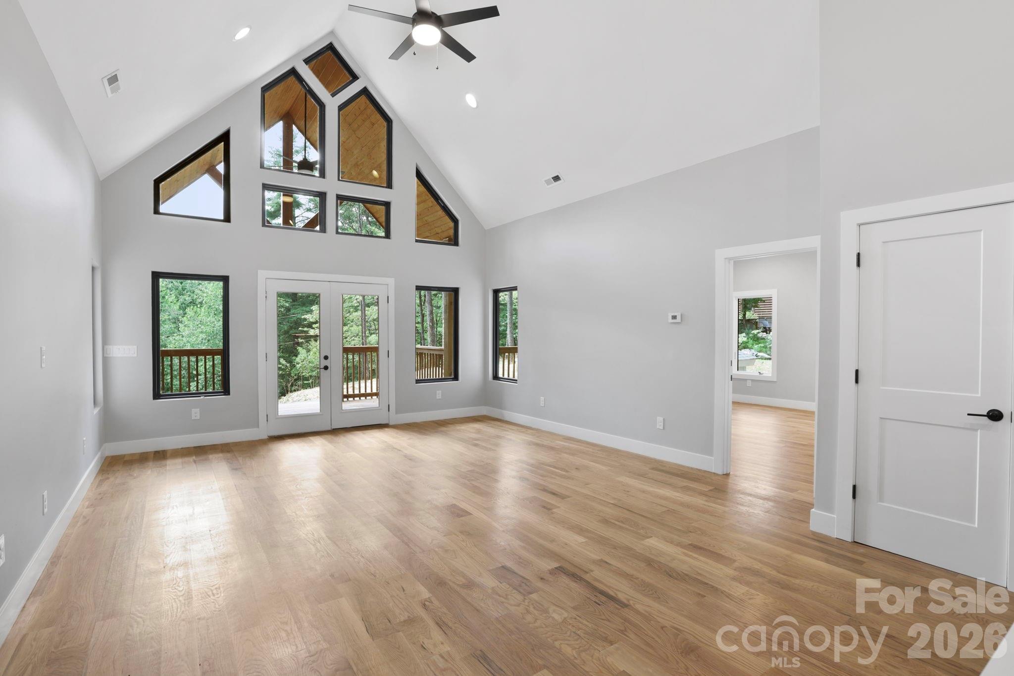 338 Hawks Terrace — Lake Lure
