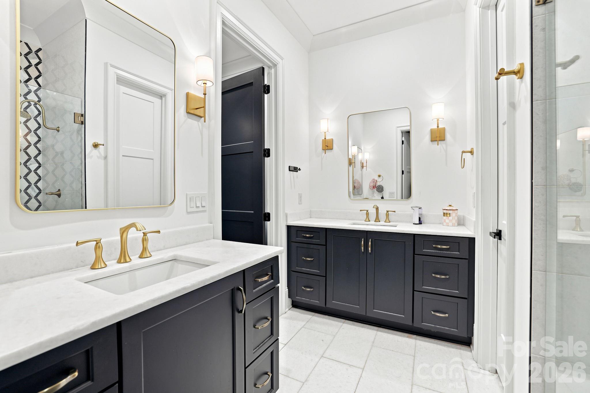 1329 Bywood Lane — Charlotte