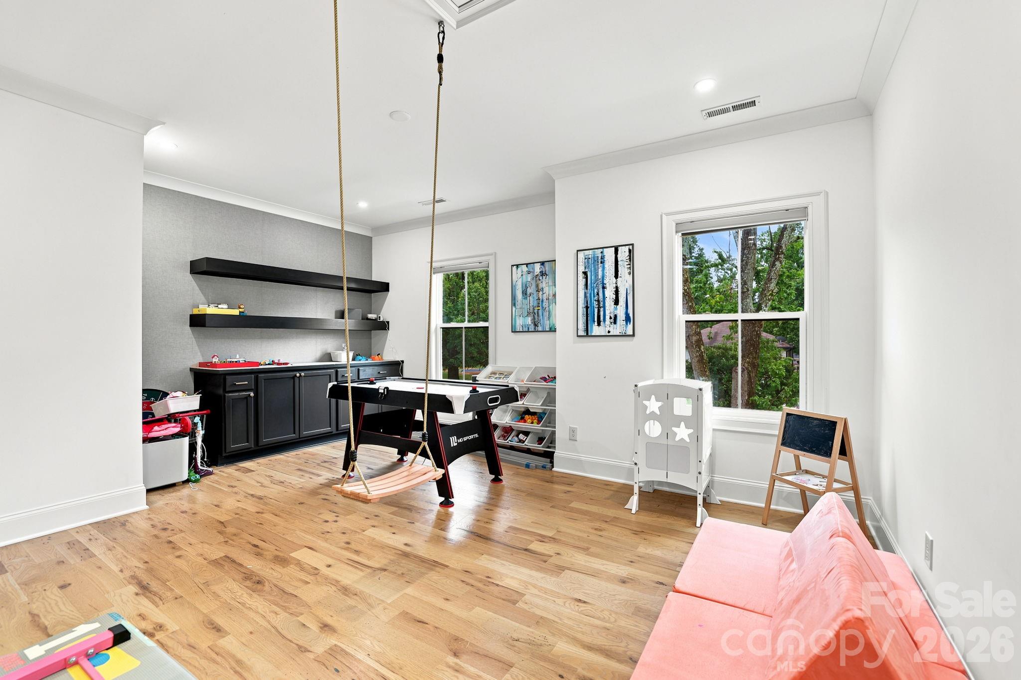 1329 Bywood Lane — Charlotte