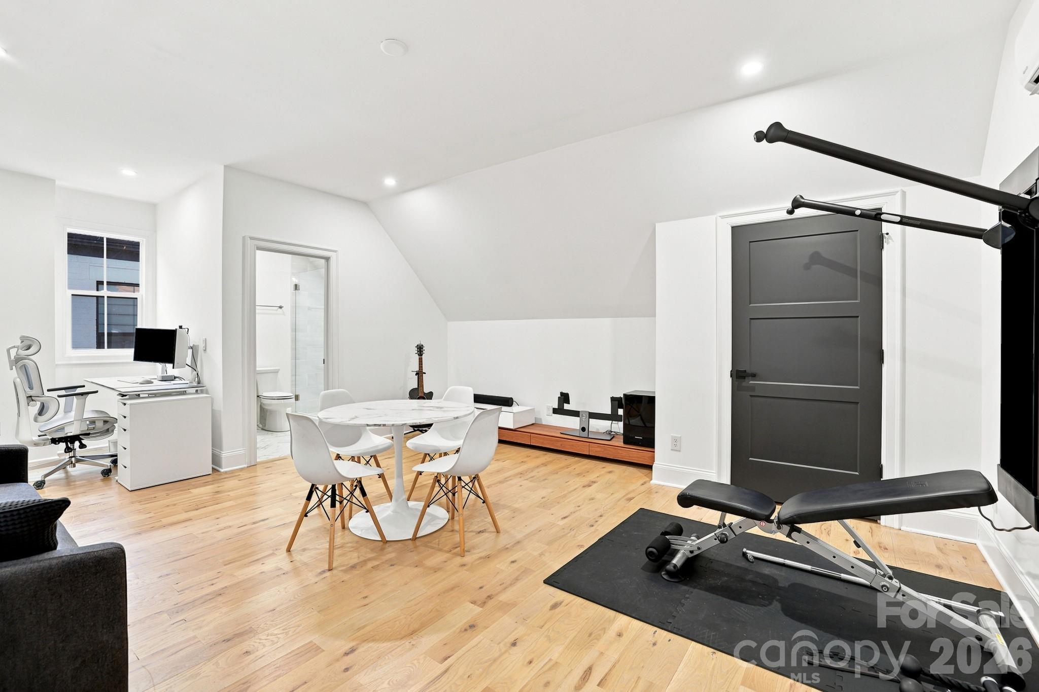 1329 Bywood Lane — Charlotte
