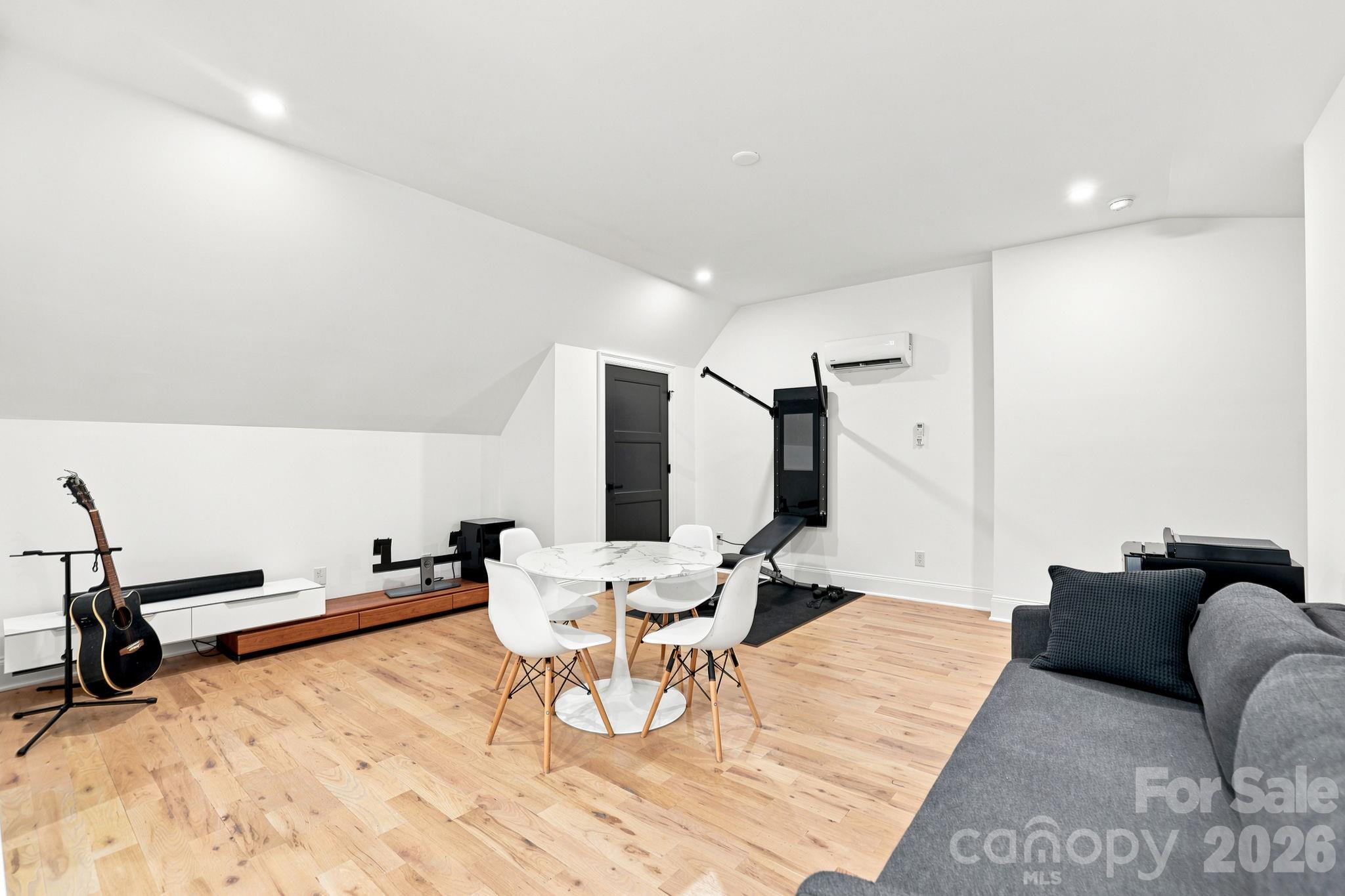 1329 Bywood Lane — Charlotte