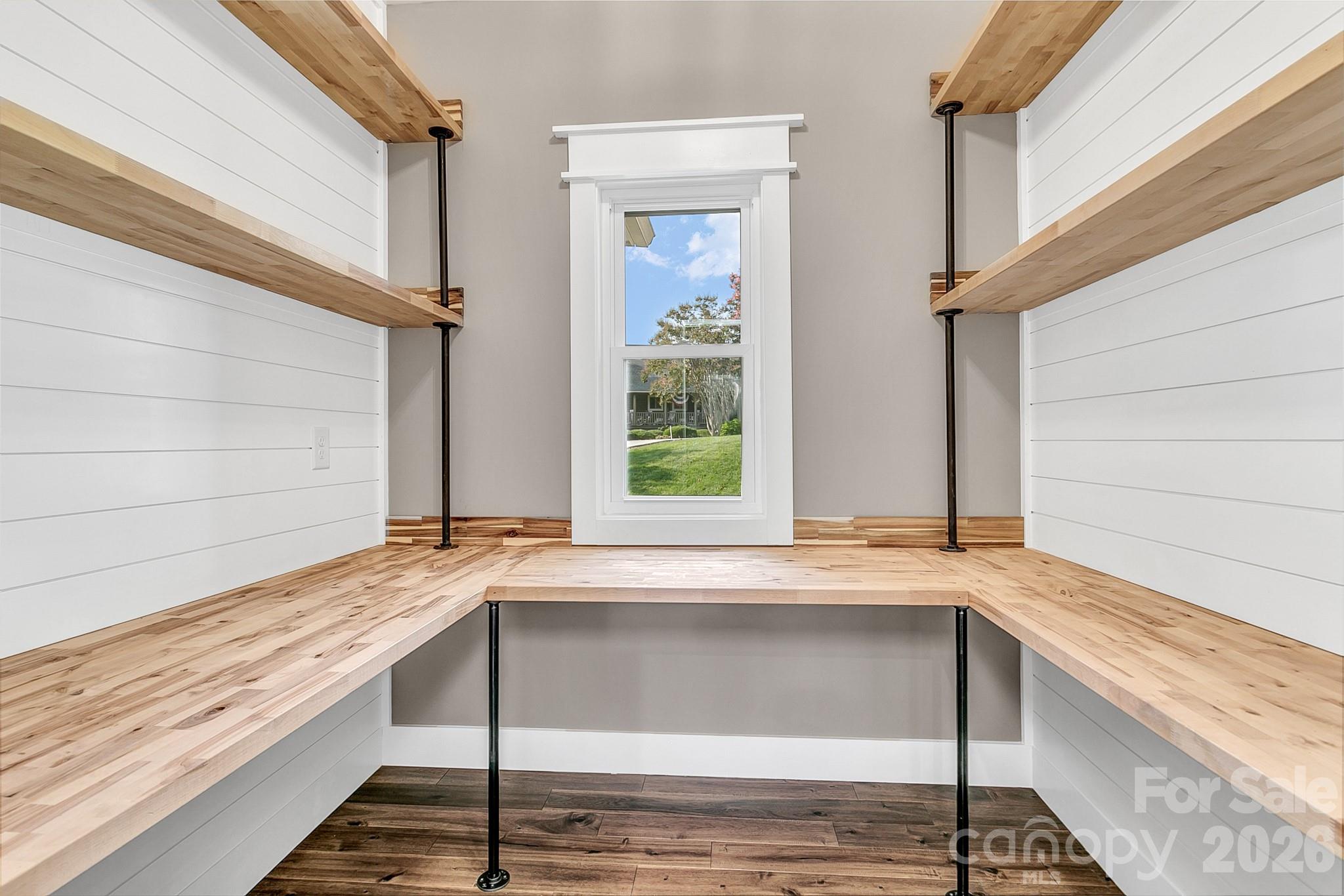 143 Sunny Morning Court — Hendersonville