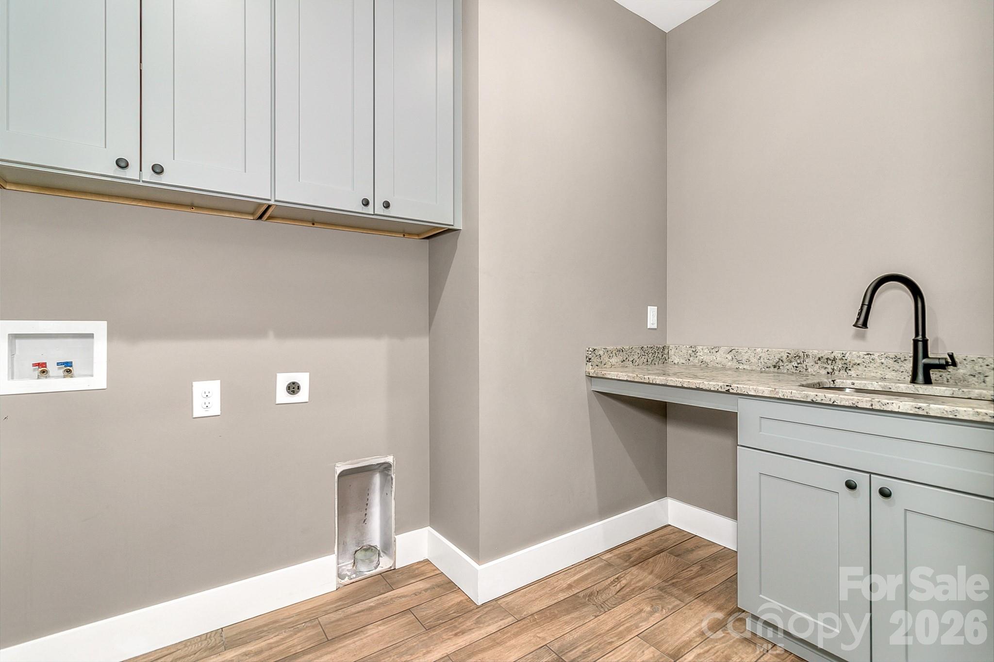 143 Sunny Morning Court — Hendersonville