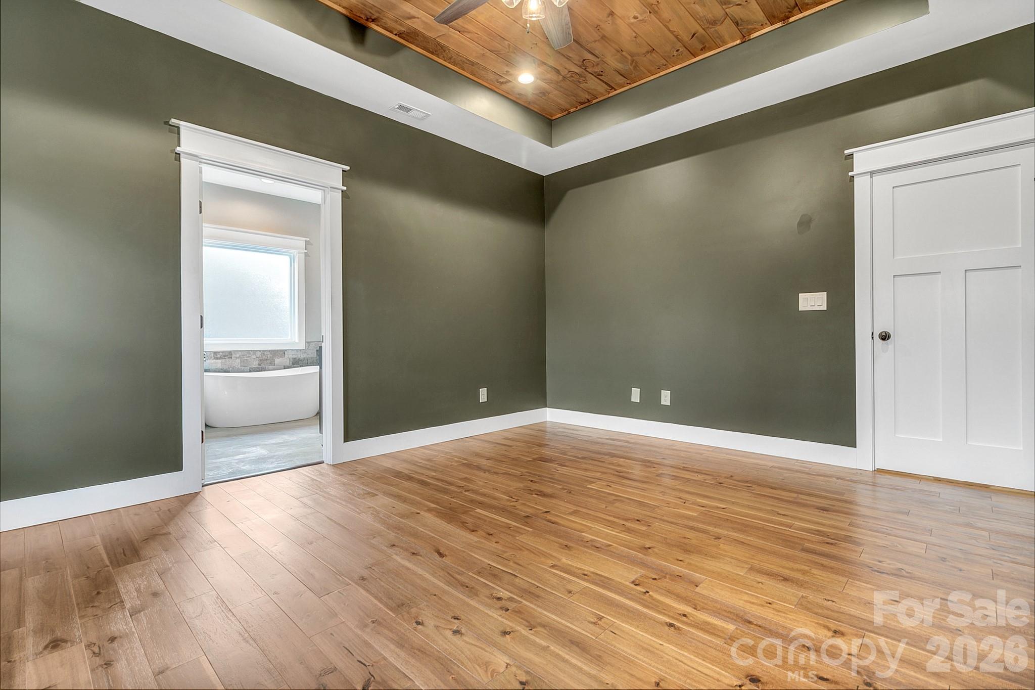 143 Sunny Morning Court — Hendersonville