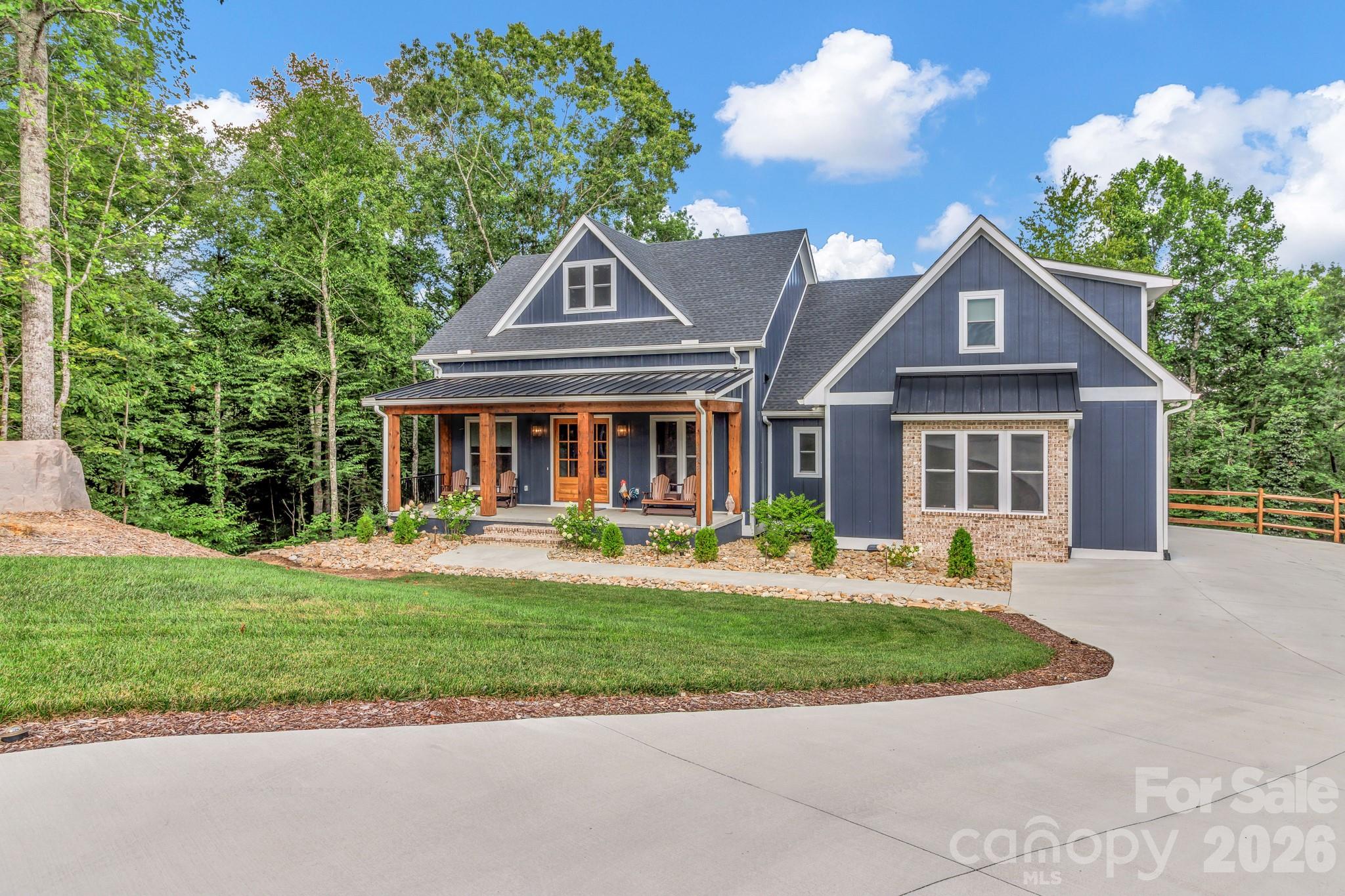 143 Sunny Morning Court — Hendersonville