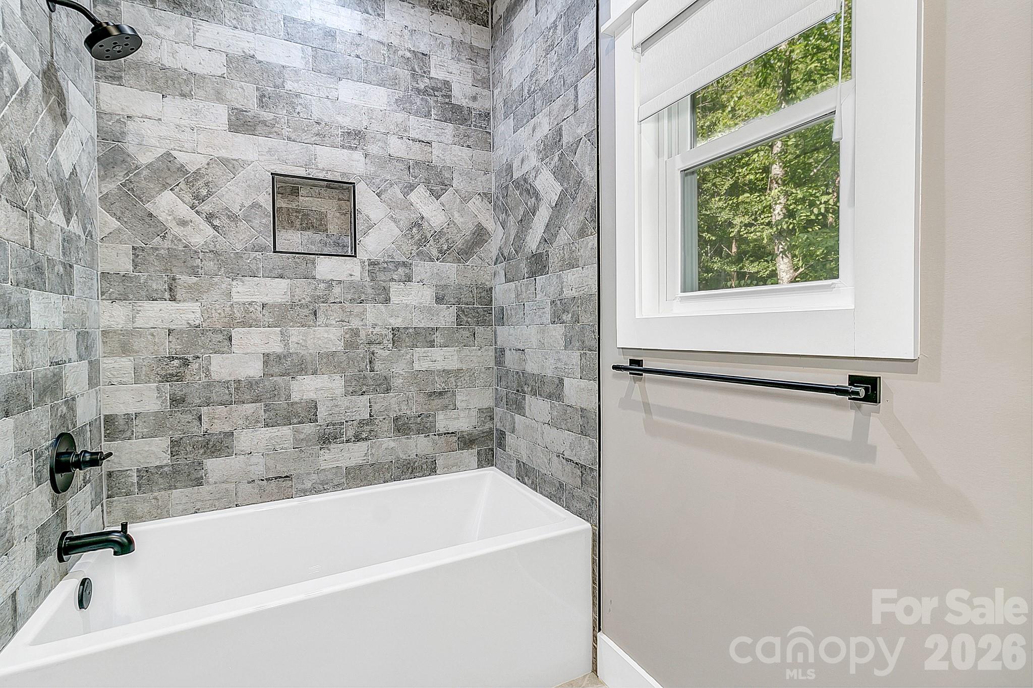 143 Sunny Morning Court — Hendersonville