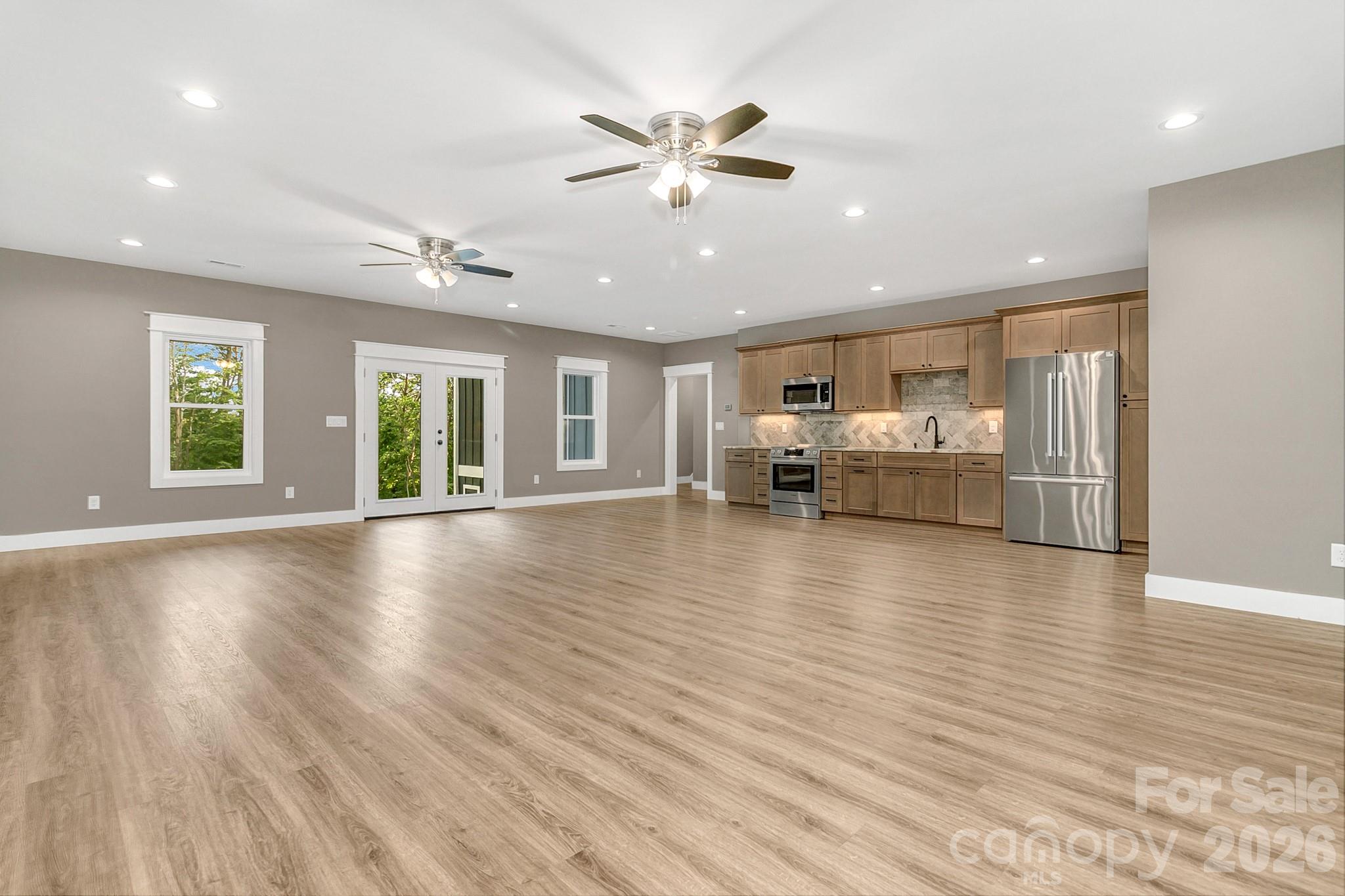 143 Sunny Morning Court — Hendersonville