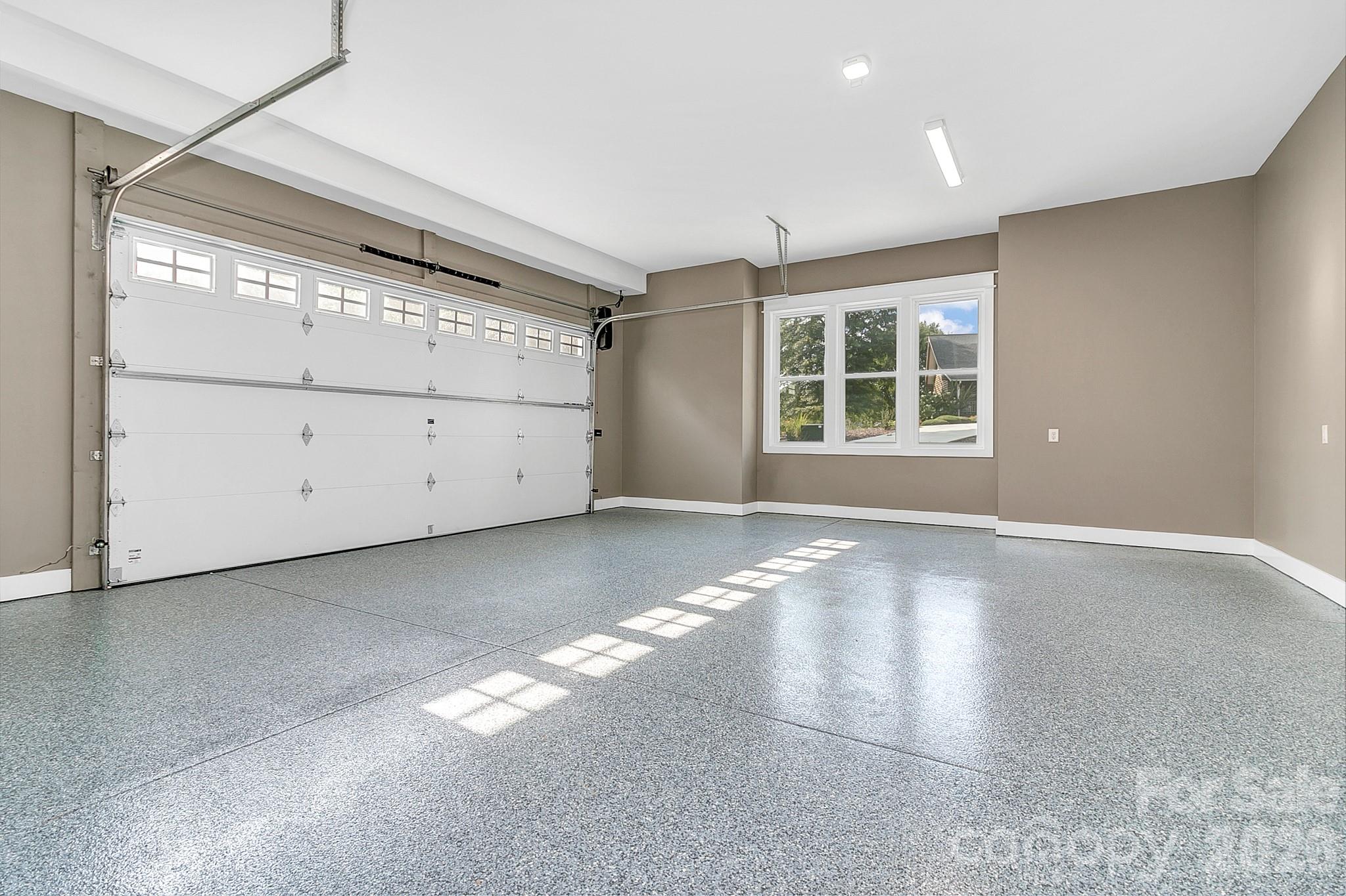 143 Sunny Morning Court — Hendersonville