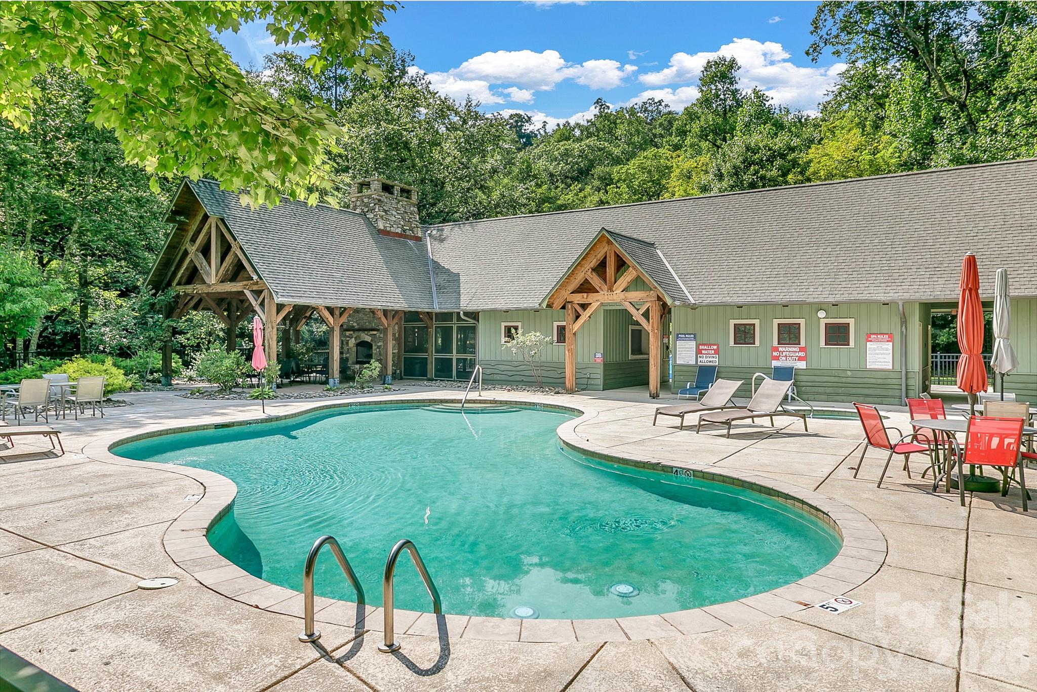 143 Sunny Morning Court — Hendersonville