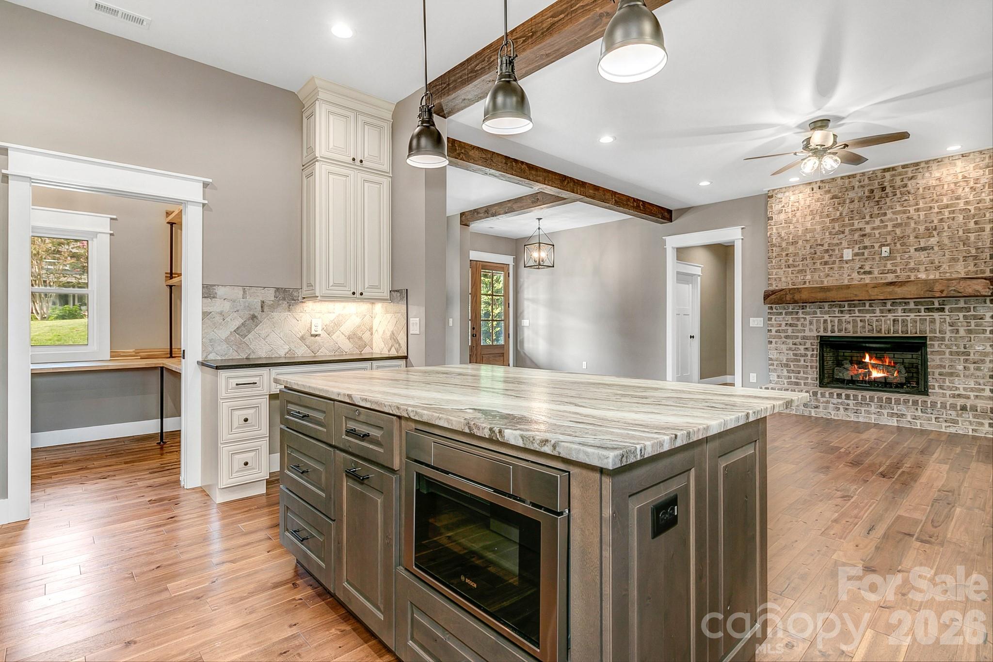 143 Sunny Morning Court — Hendersonville