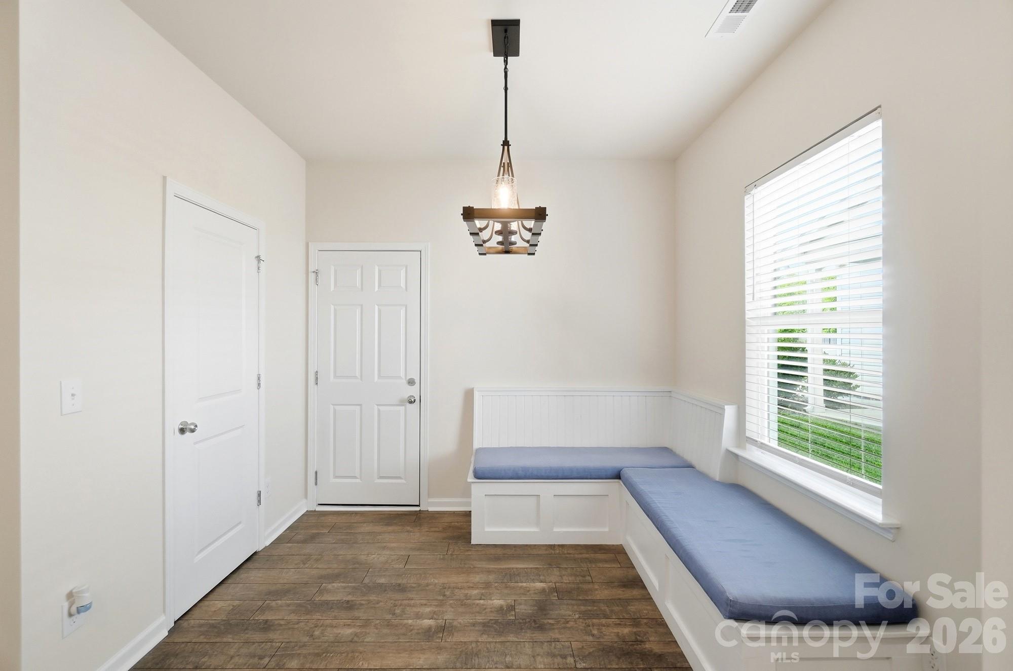 7019 Thornrose Drive — Charlotte