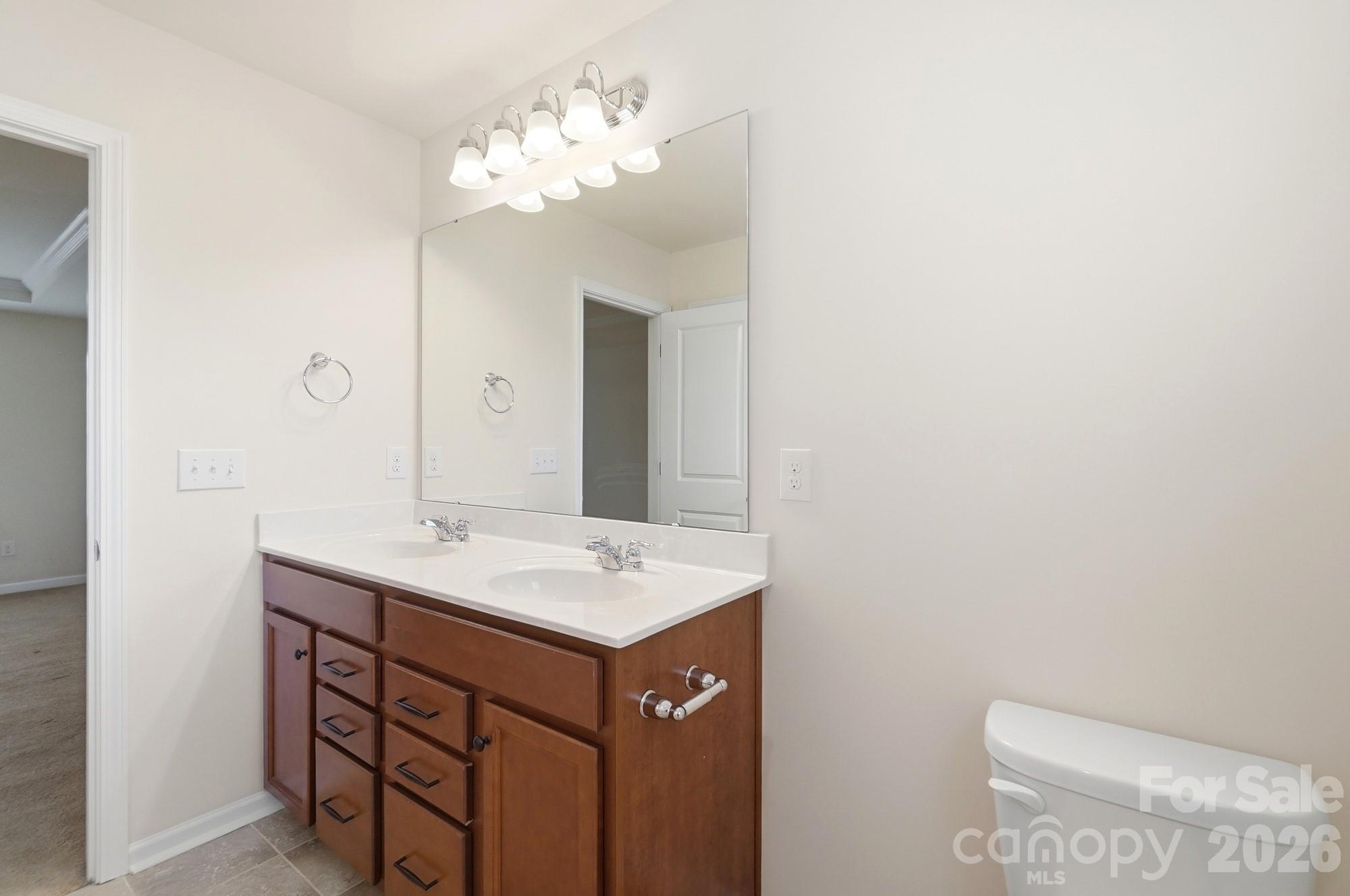 7019 Thornrose Drive — Charlotte