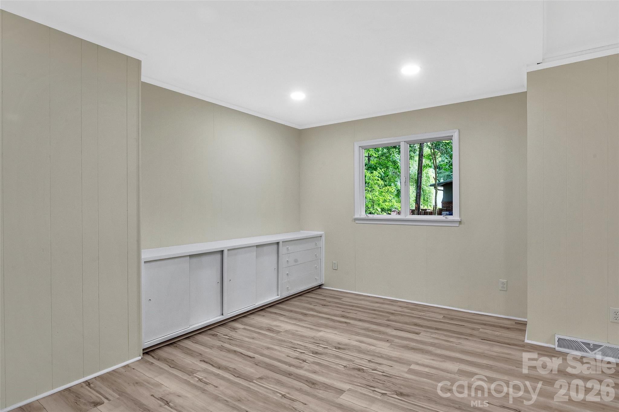 233 Dogwood Drive — Mount Holly