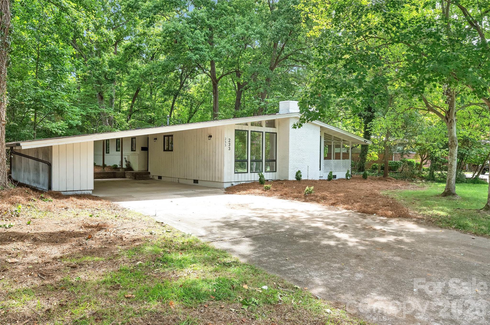 233 Dogwood Drive — Mount Holly