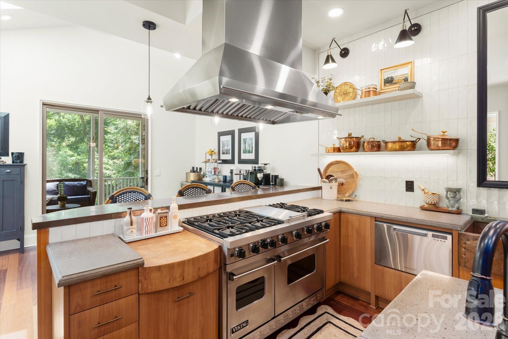 3603 Hennessy Place — Charlotte