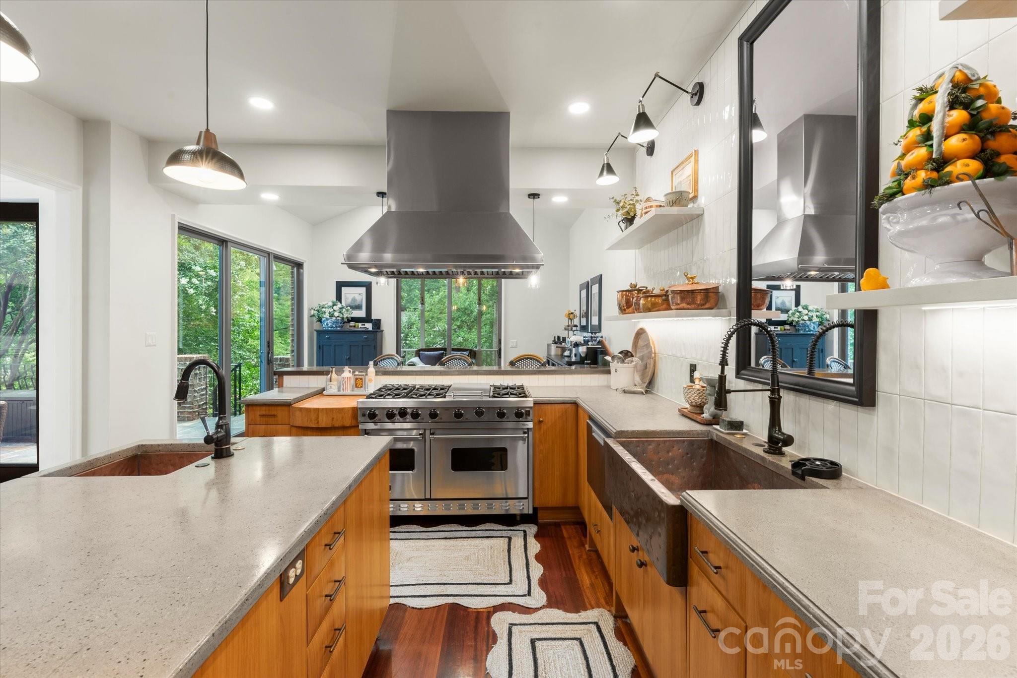 3603 Hennessy Place — Charlotte