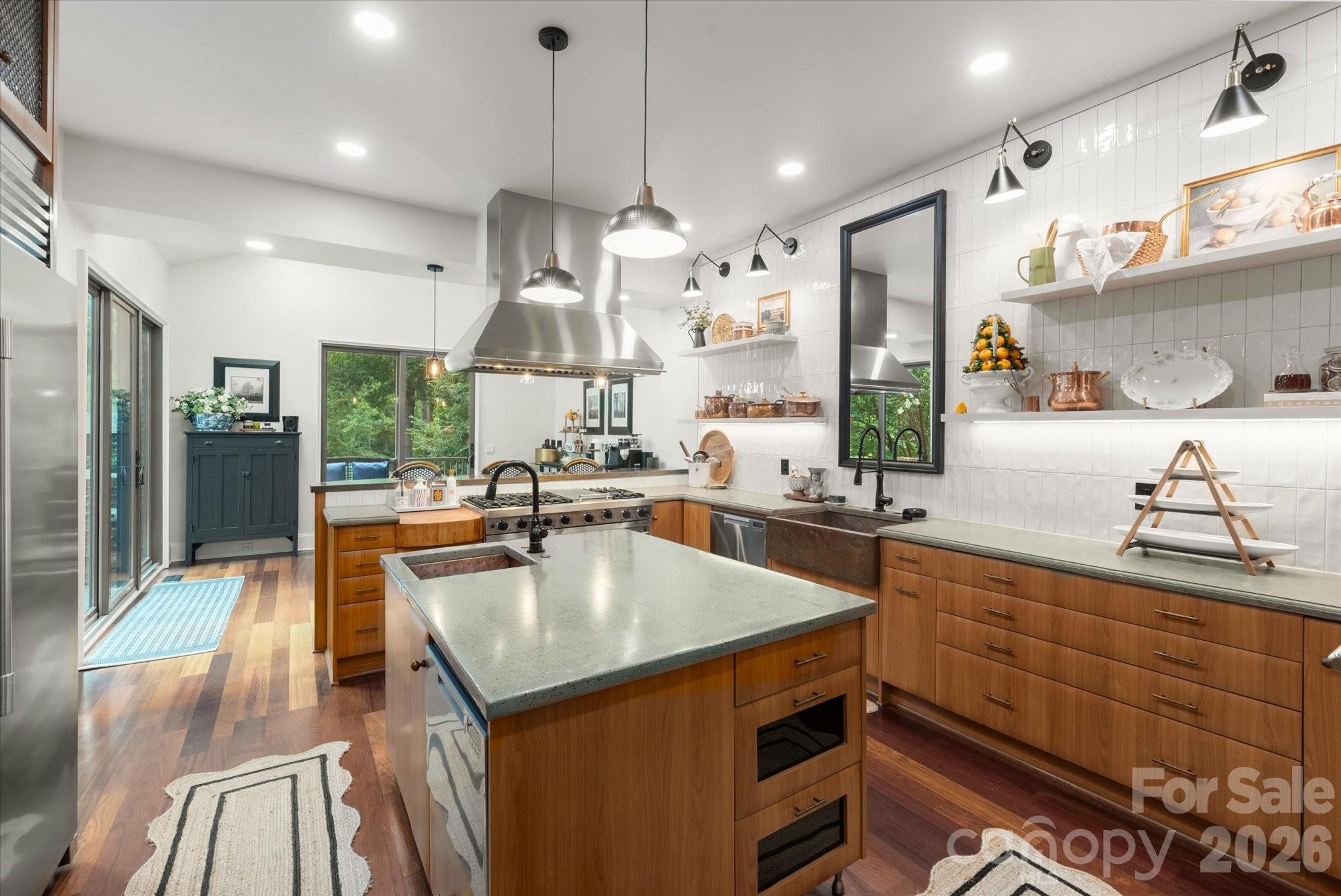 3603 Hennessy Place — Charlotte