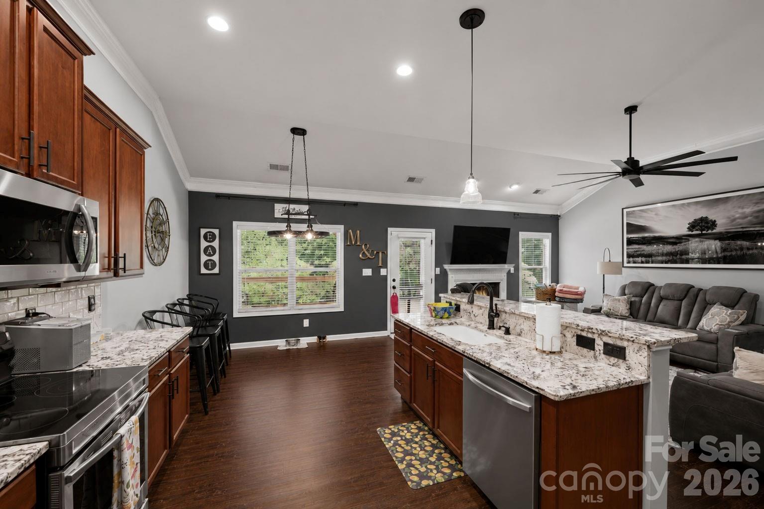 4916 Elementary View Drive — Charlotte
