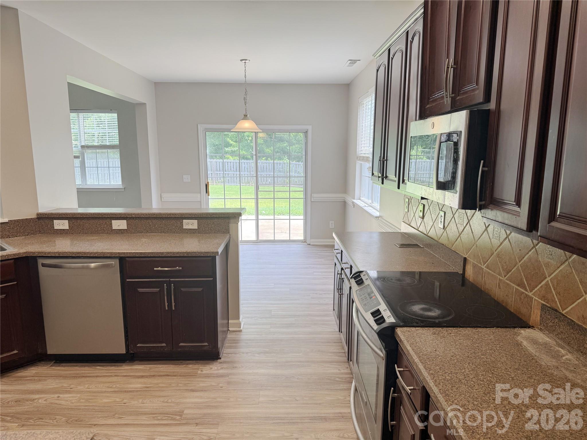 13514 Delstone Drive — Huntersville