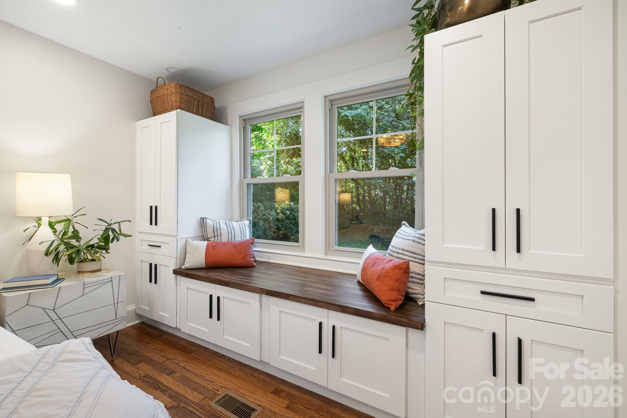 107 Beverly Road — Asheville