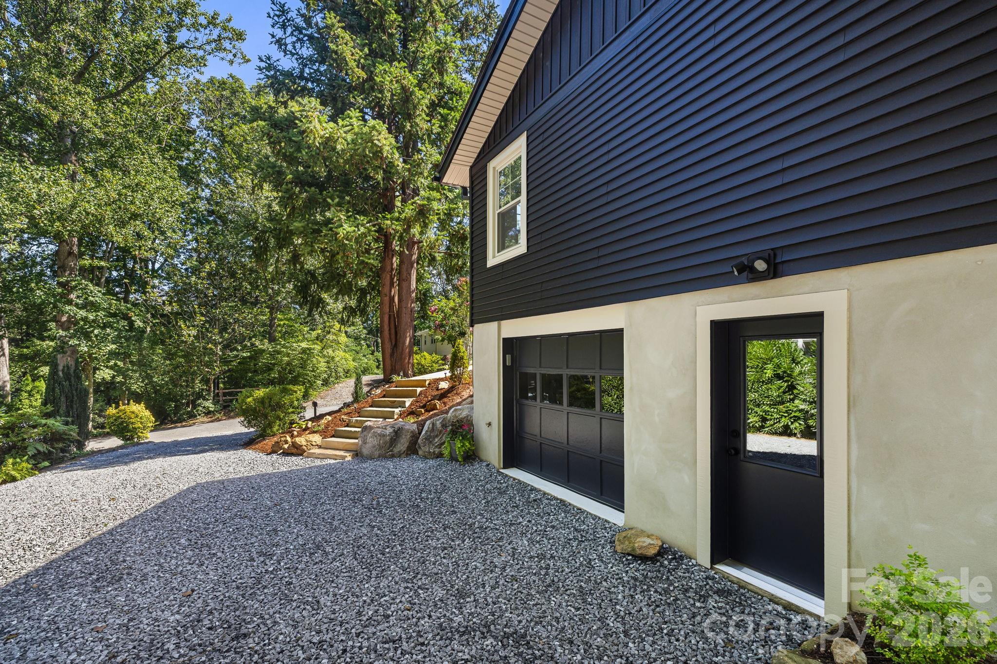107 Beverly Road — Asheville
