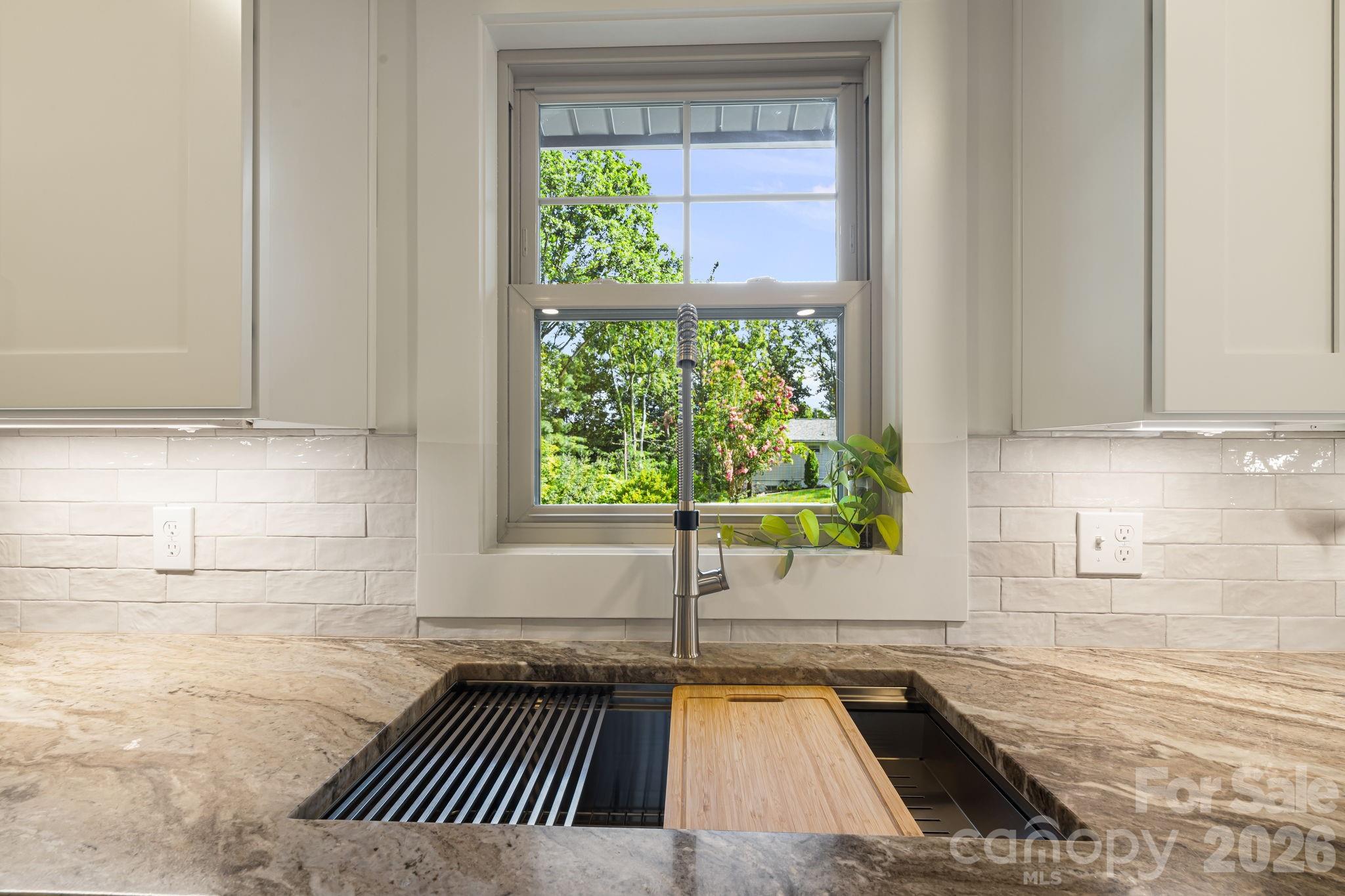 107 Beverly Road — Asheville
