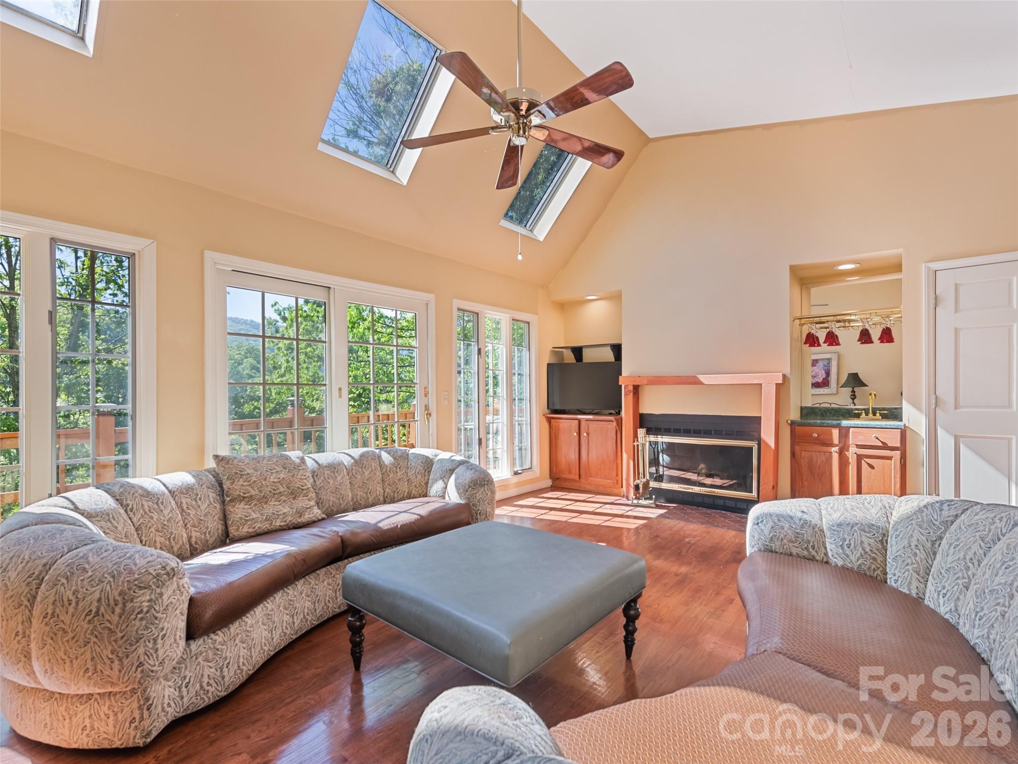 969 Mountain View Drive — Maggie Valley