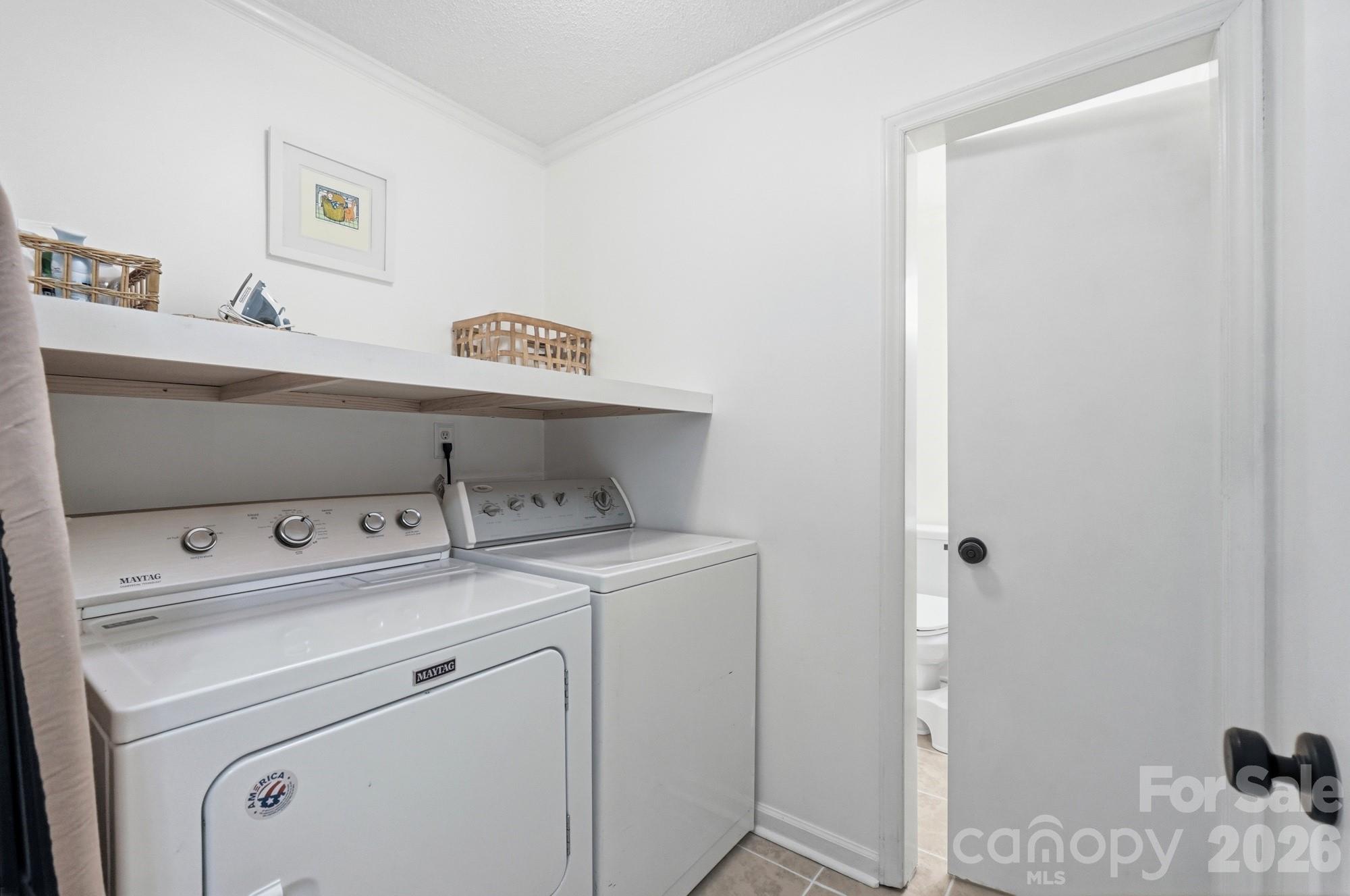 605 Powerline Avenue — Belmont