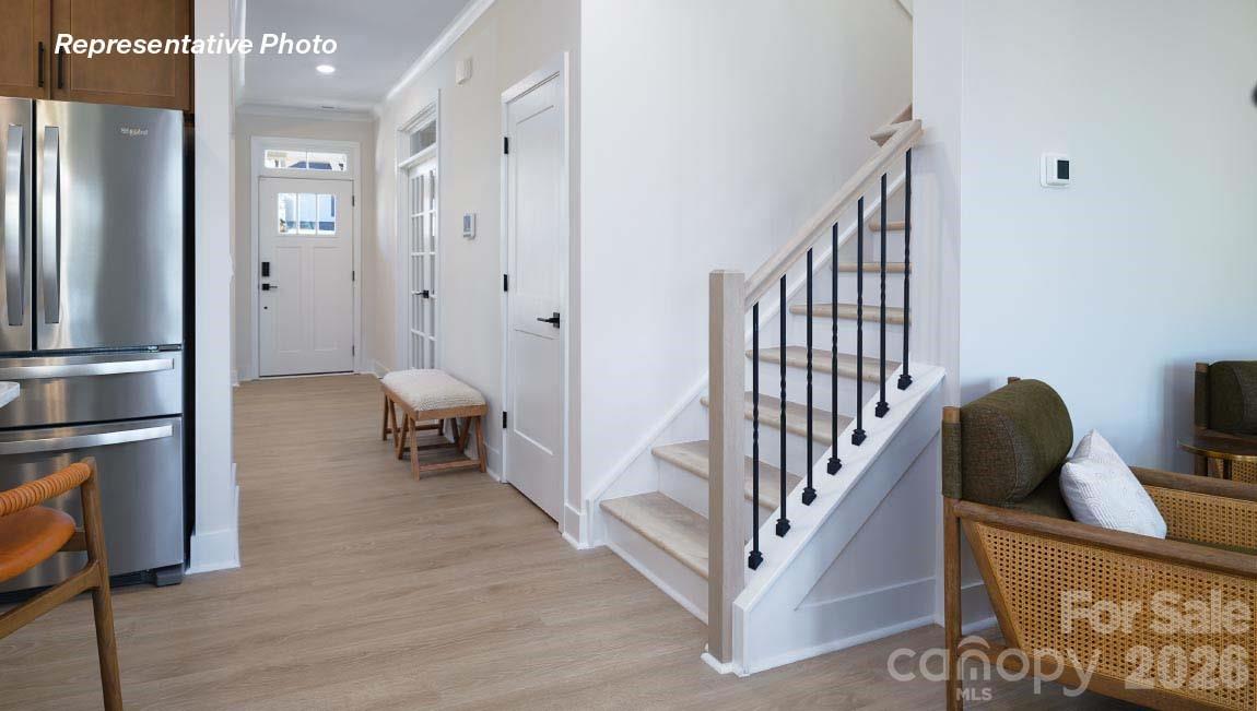 6025 Shady Terrace Lane — York