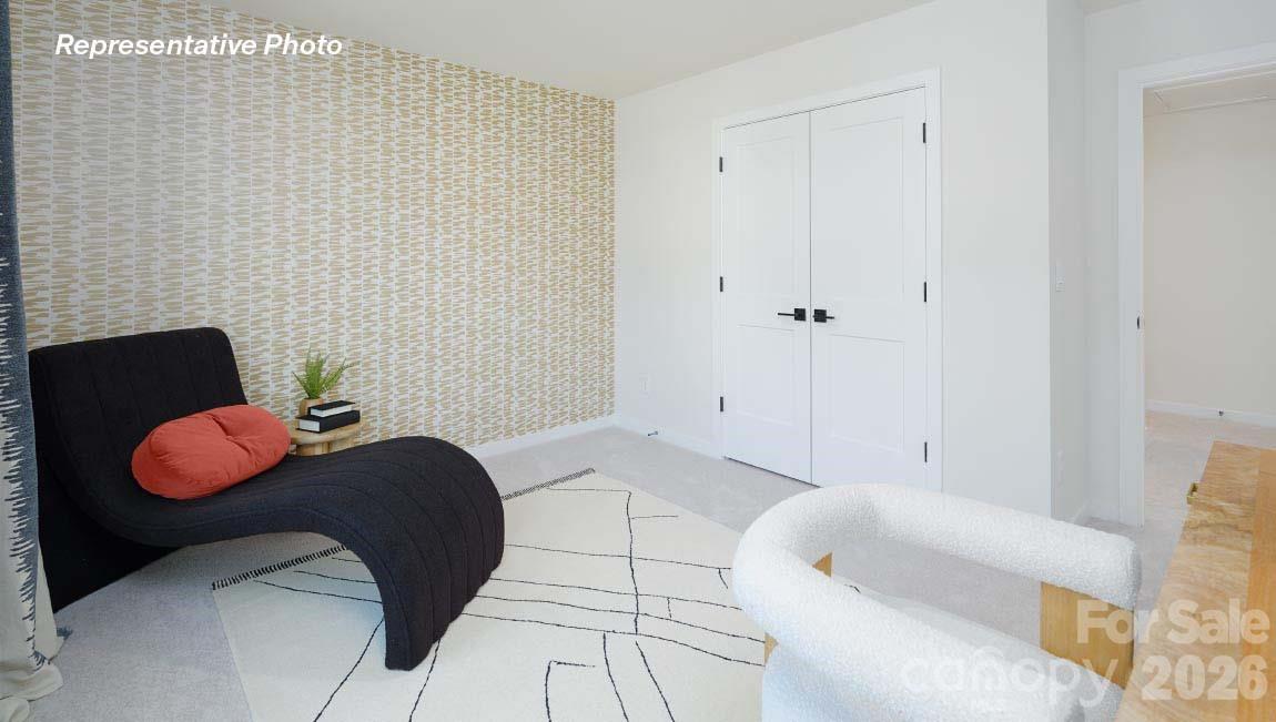 6025 Shady Terrace Lane — York