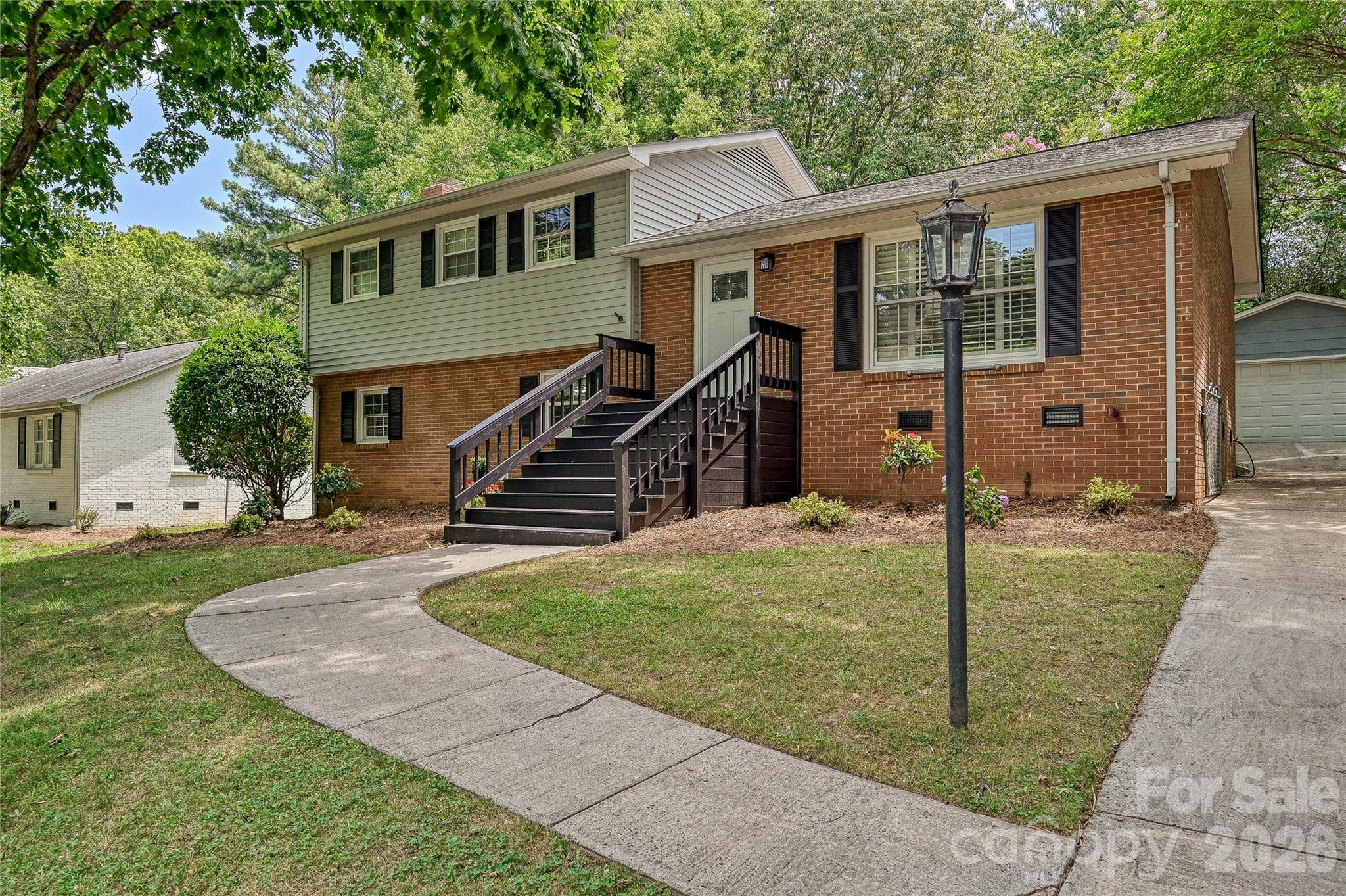 2308 Knickerbocker Drive — Charlotte