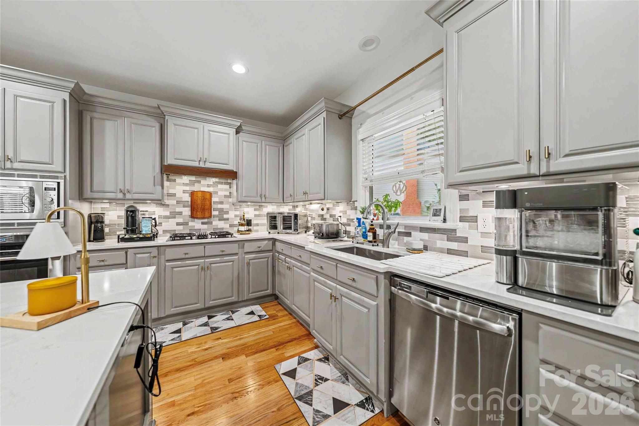 15100 Macbeth Court — Huntersville