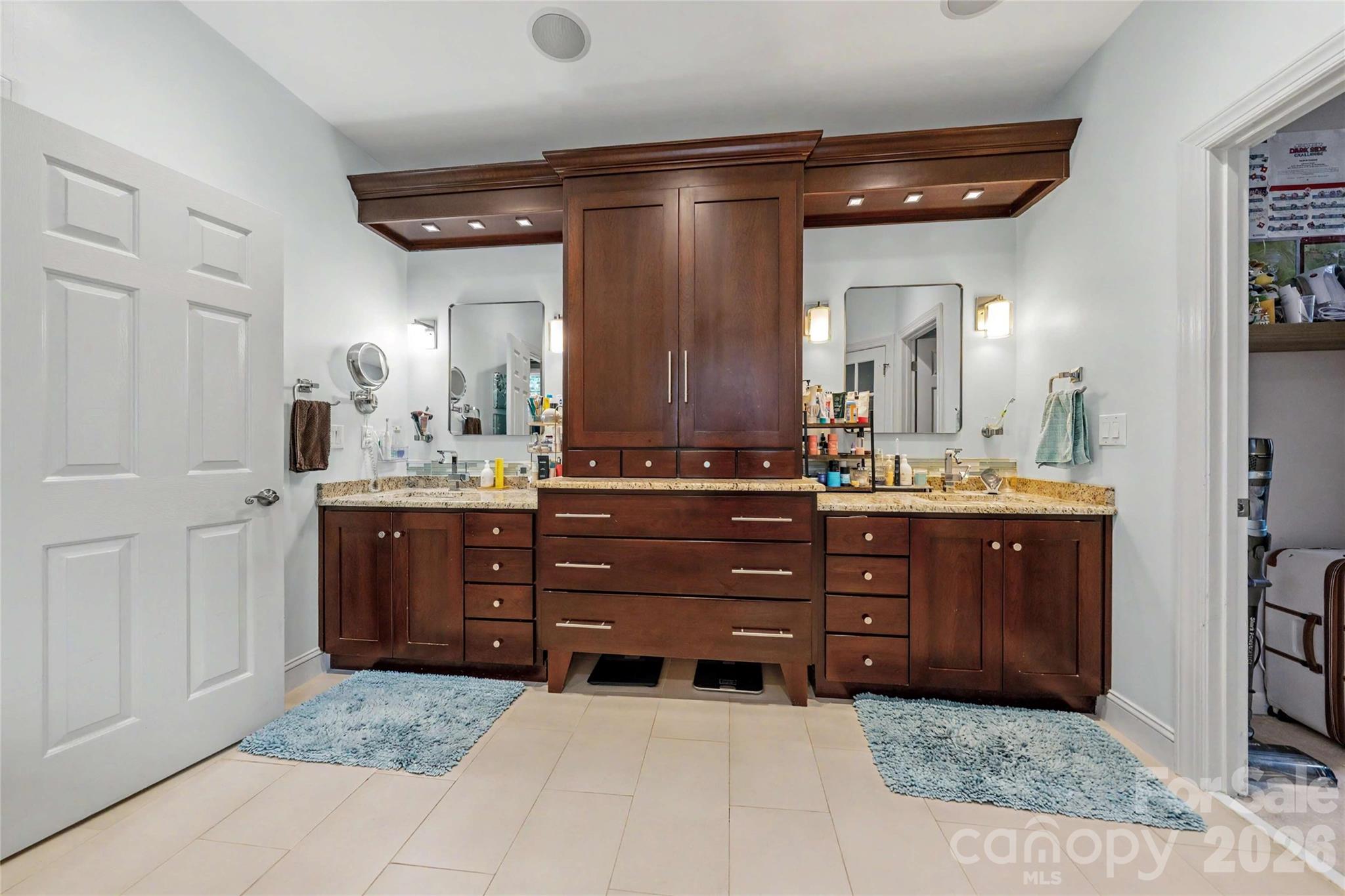 15100 Macbeth Court — Huntersville
