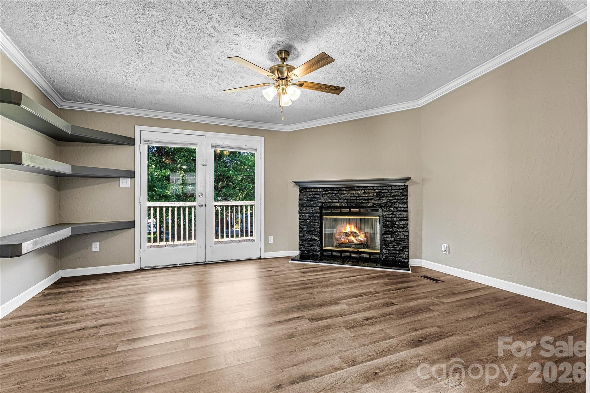 5135 36th Street Drive NE — Hickory