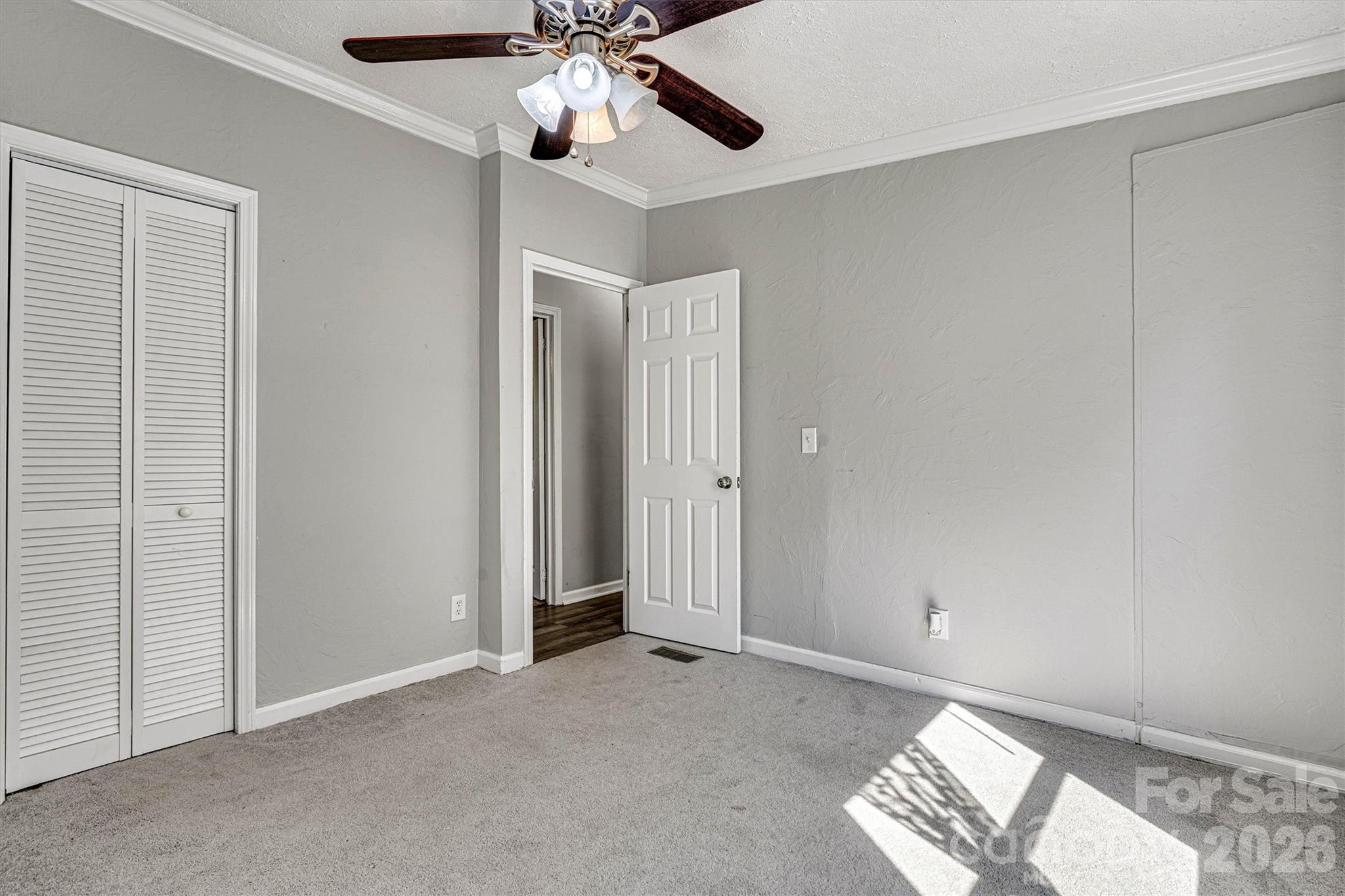 5135 36th Street Drive NE — Hickory