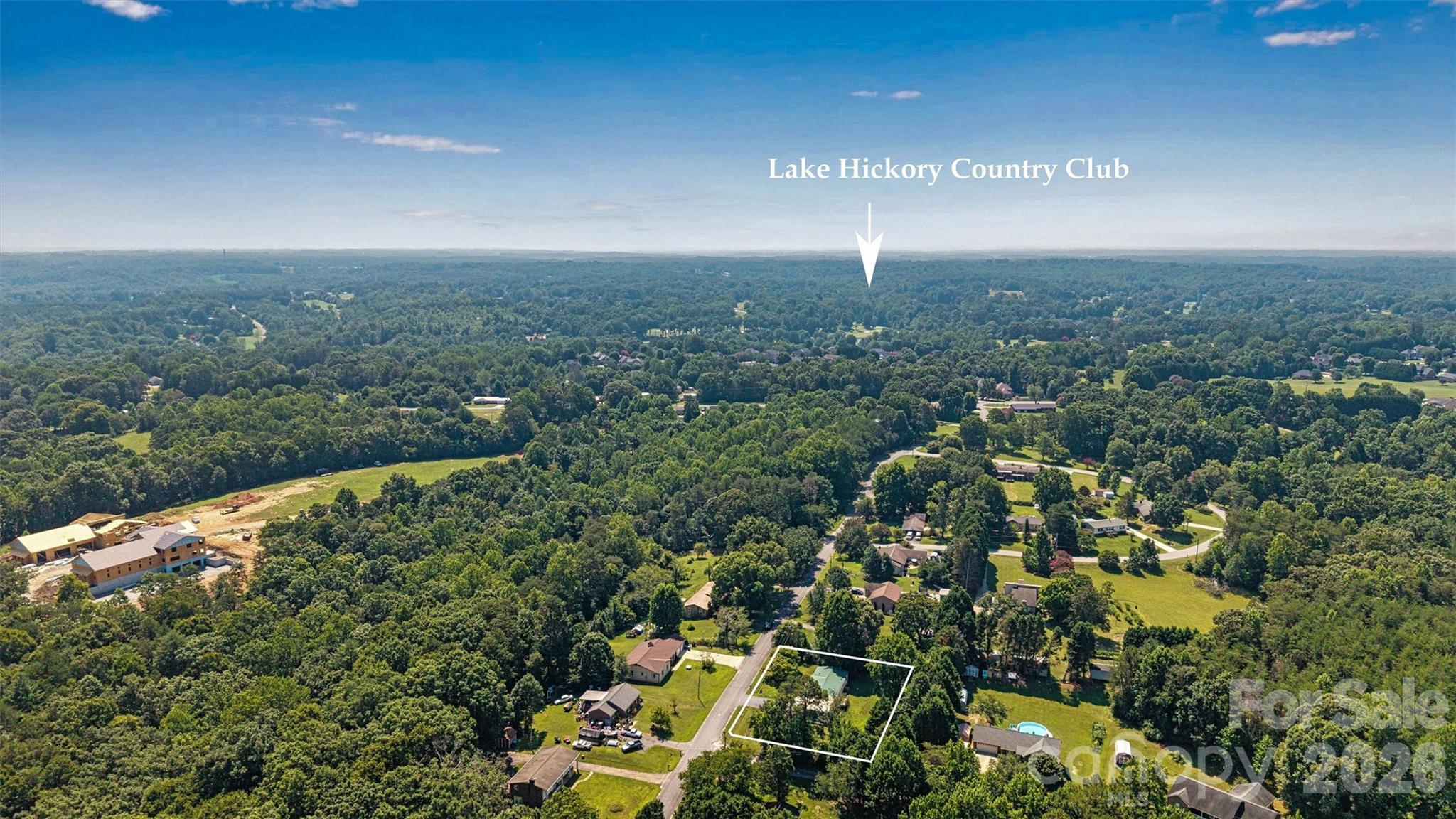 5135 36th Street Drive NE — Hickory