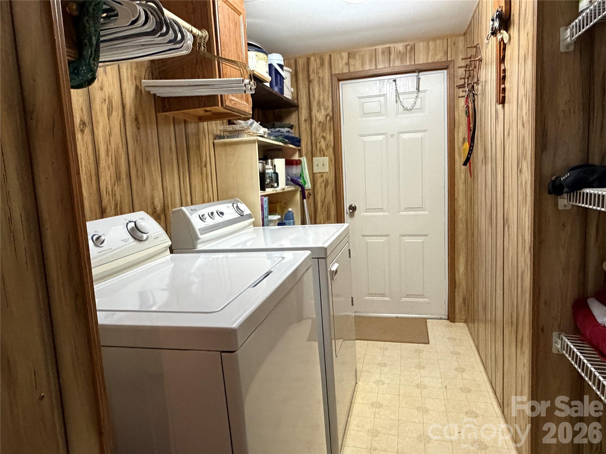 5720 Skyway Drive — Conover